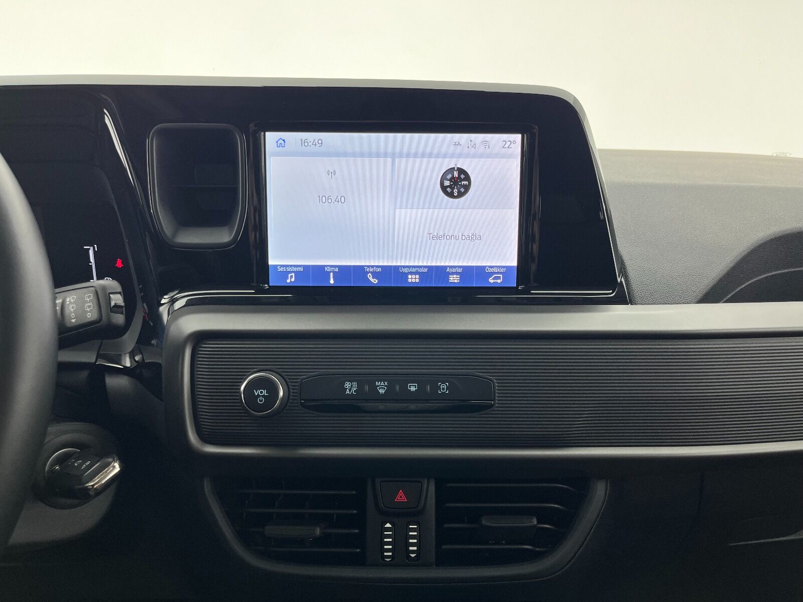 Ford Tourneo Courier Kombi 1.5 EcoBlue Deluxe - 2025 - Detay