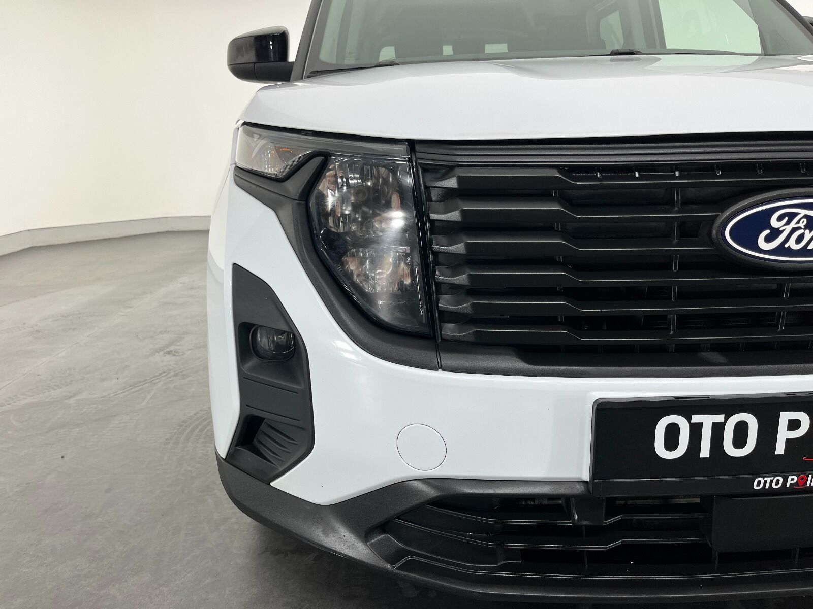 Ford Tourneo Courier Kombi 1.5 EcoBlue Deluxe - 2025 - Detay