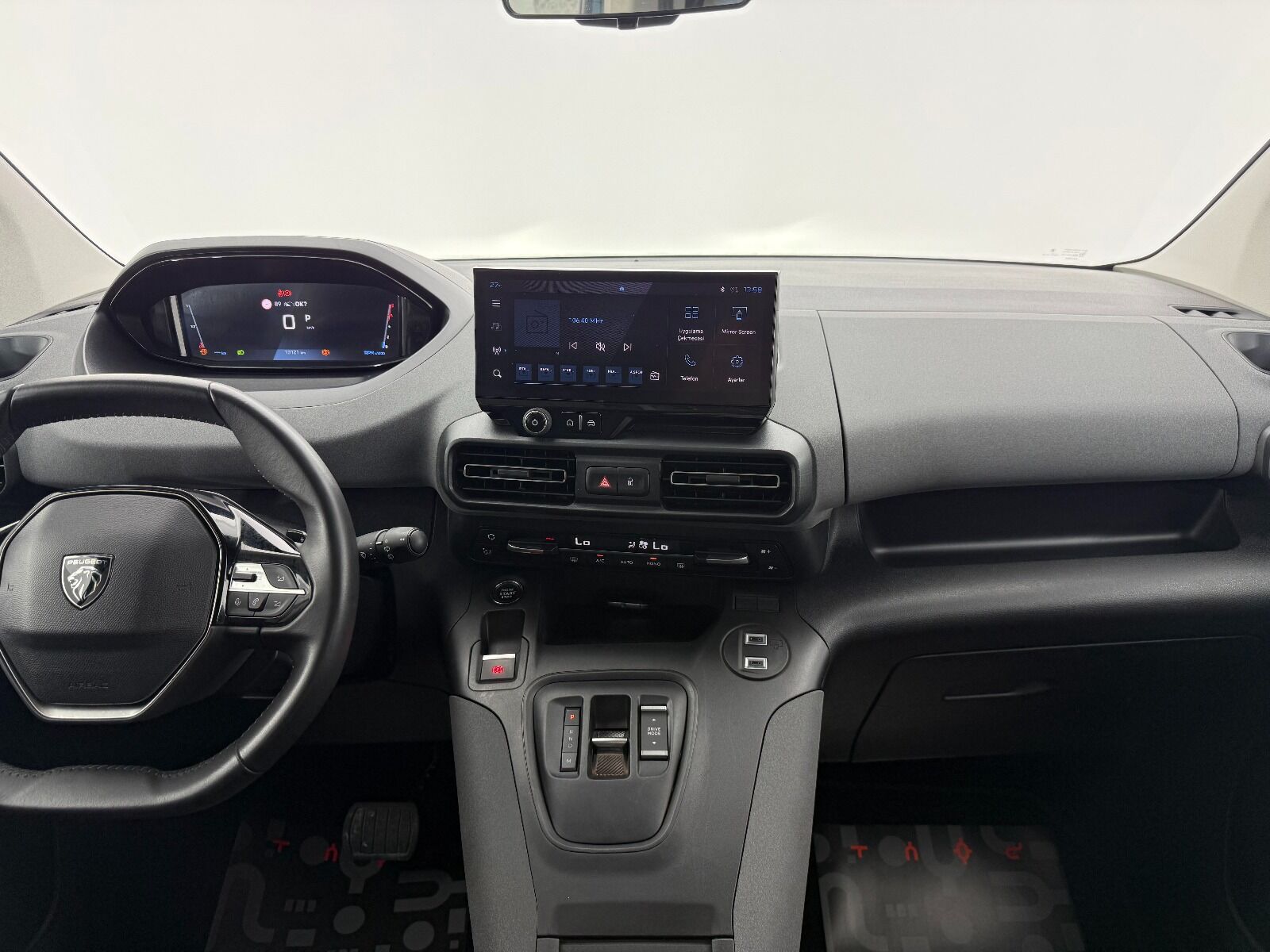 Peugeot Rifter 1.5 BlueHDI Allure EAT8 - 2025 - Detay