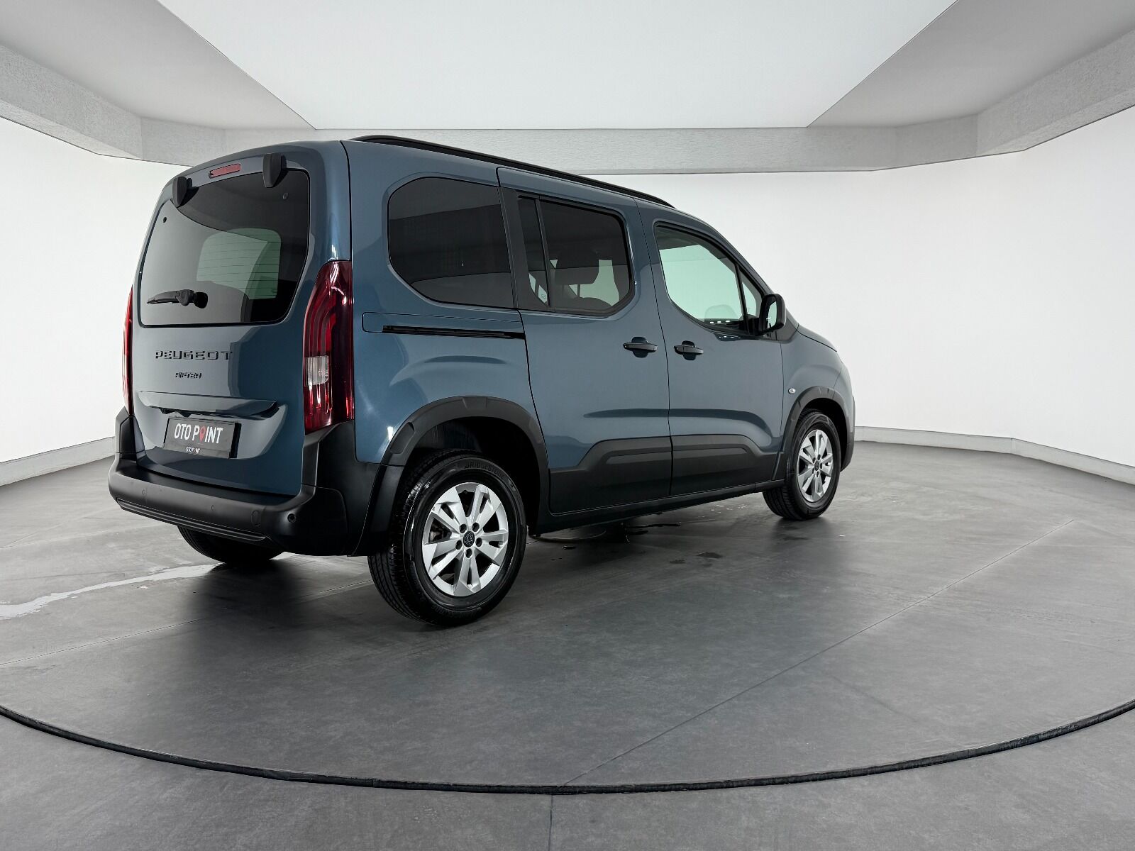 Peugeot Rifter 1.5 BlueHDI Allure EAT8 - 2025 - Detay