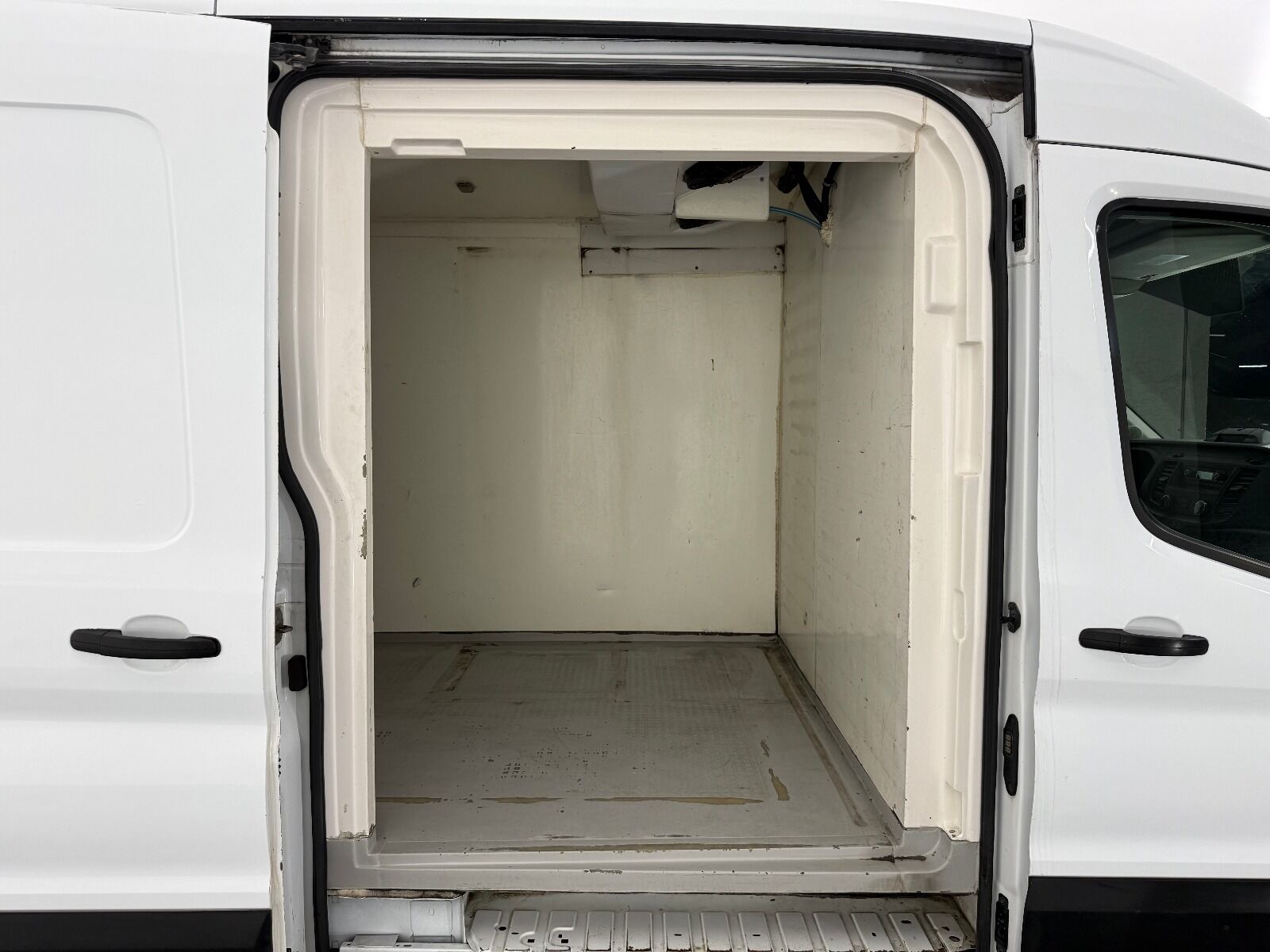 Ford Transit 350 L Van 11 M3 170 Trend - 2020 - Detay