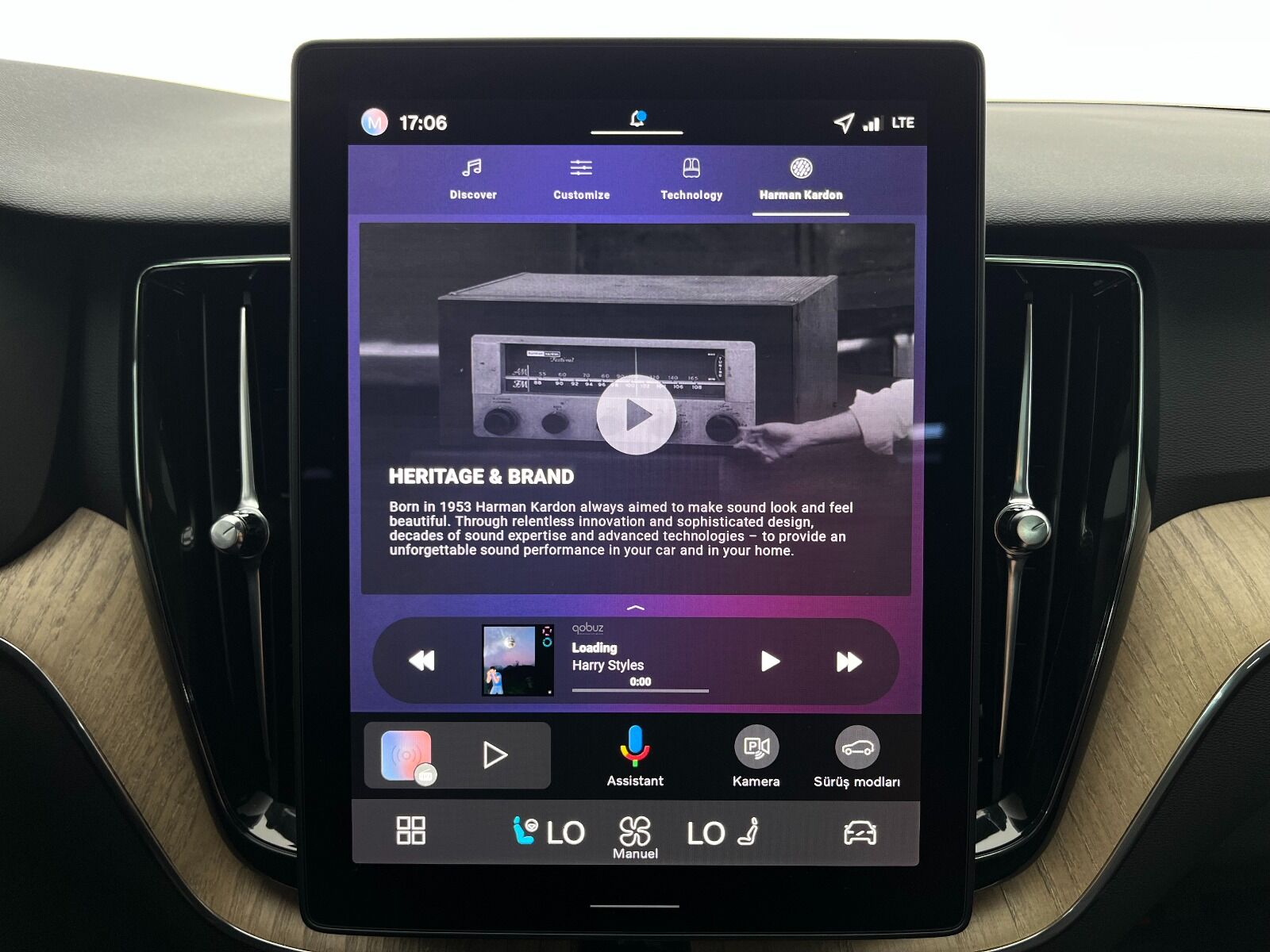 Volvo XC60 2.0 B5 Mild Hybrid Plus Dark AWD - 2025 - Detay