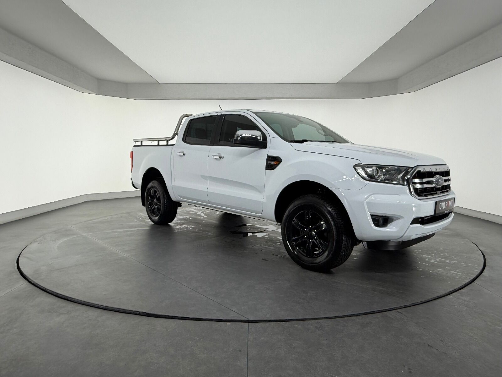 Ford Ranger 2.0 EcoBlue 4x4 XLT Otomatik - 2022 - Detay
