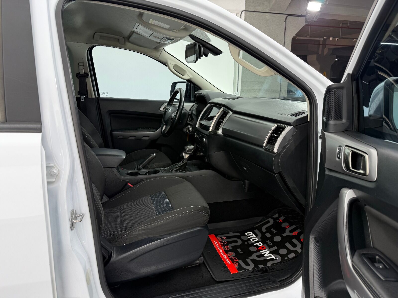 Ford Ranger 2.0 EcoBlue 4x4 XLT Otomatik - 2022 - Detay