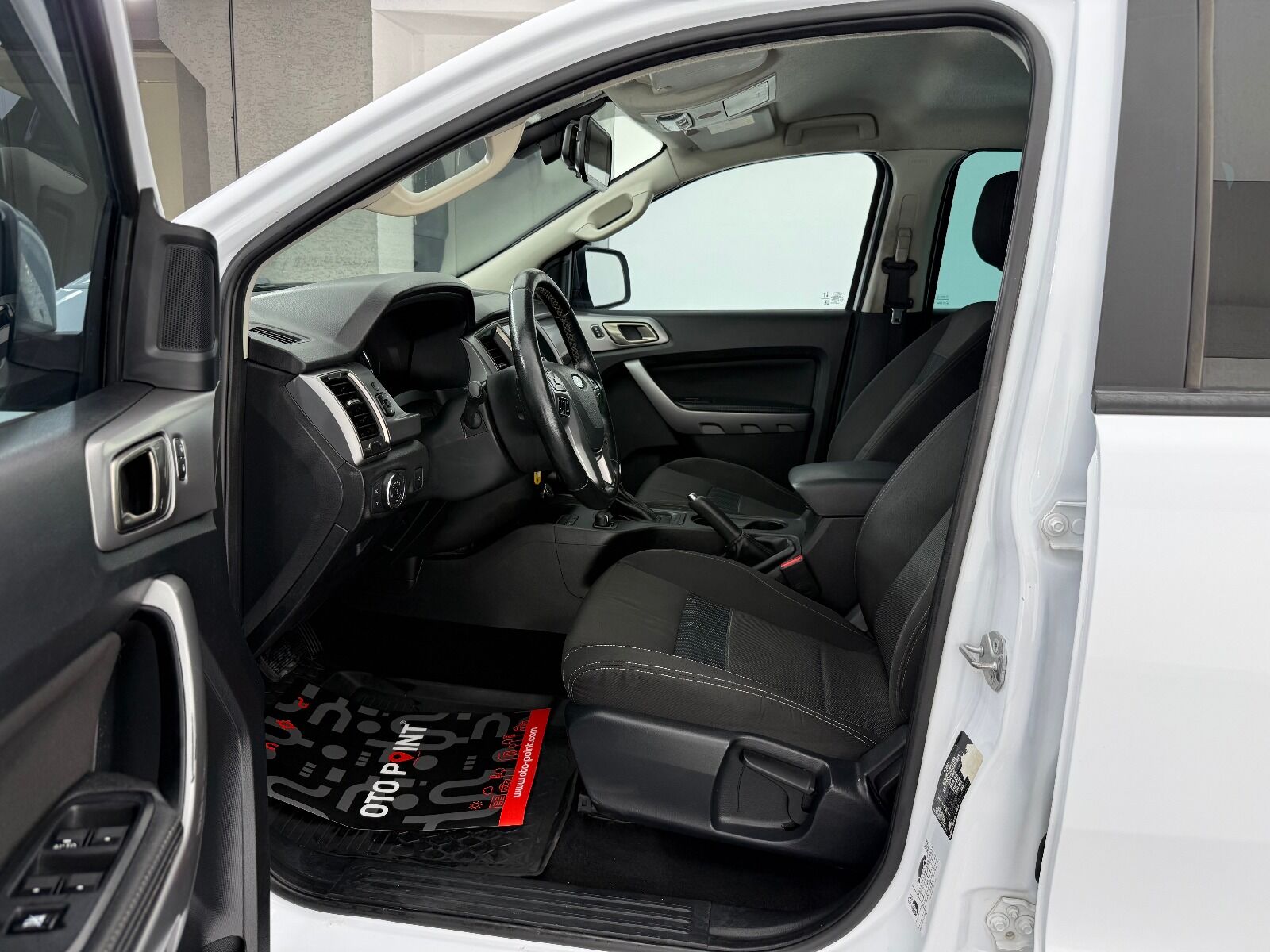 Ford Ranger 2.0 EcoBlue 4x4 XLT Otomatik - 2022 - Detay