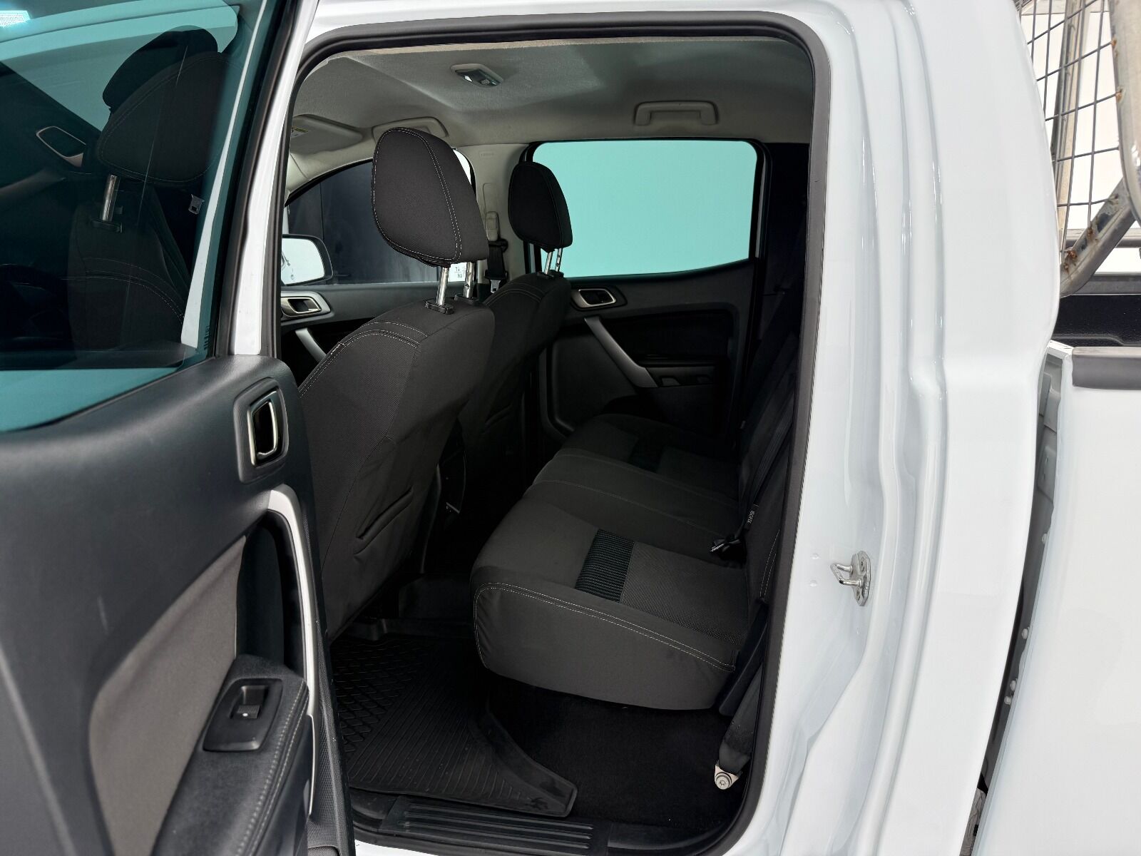 Ford Ranger 2.0 EcoBlue 4x4 XLT Otomatik - 2022 - Detay