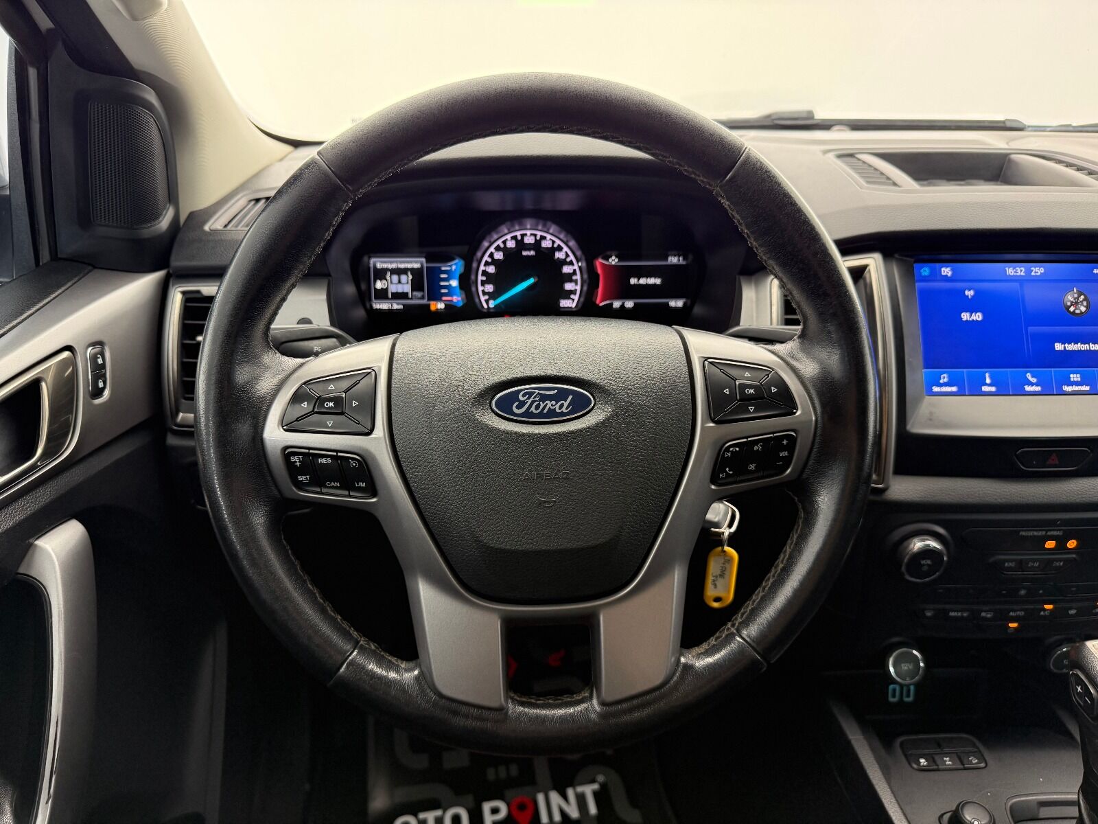 Ford Ranger 2.0 EcoBlue 4x4 XLT Otomatik - 2022 - Detay