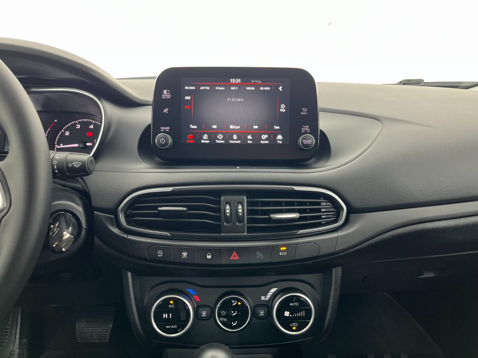 Fiat Egea Cross 1.6 MultiJet Urban GSR Traction+ DCT - 2024 - Detay