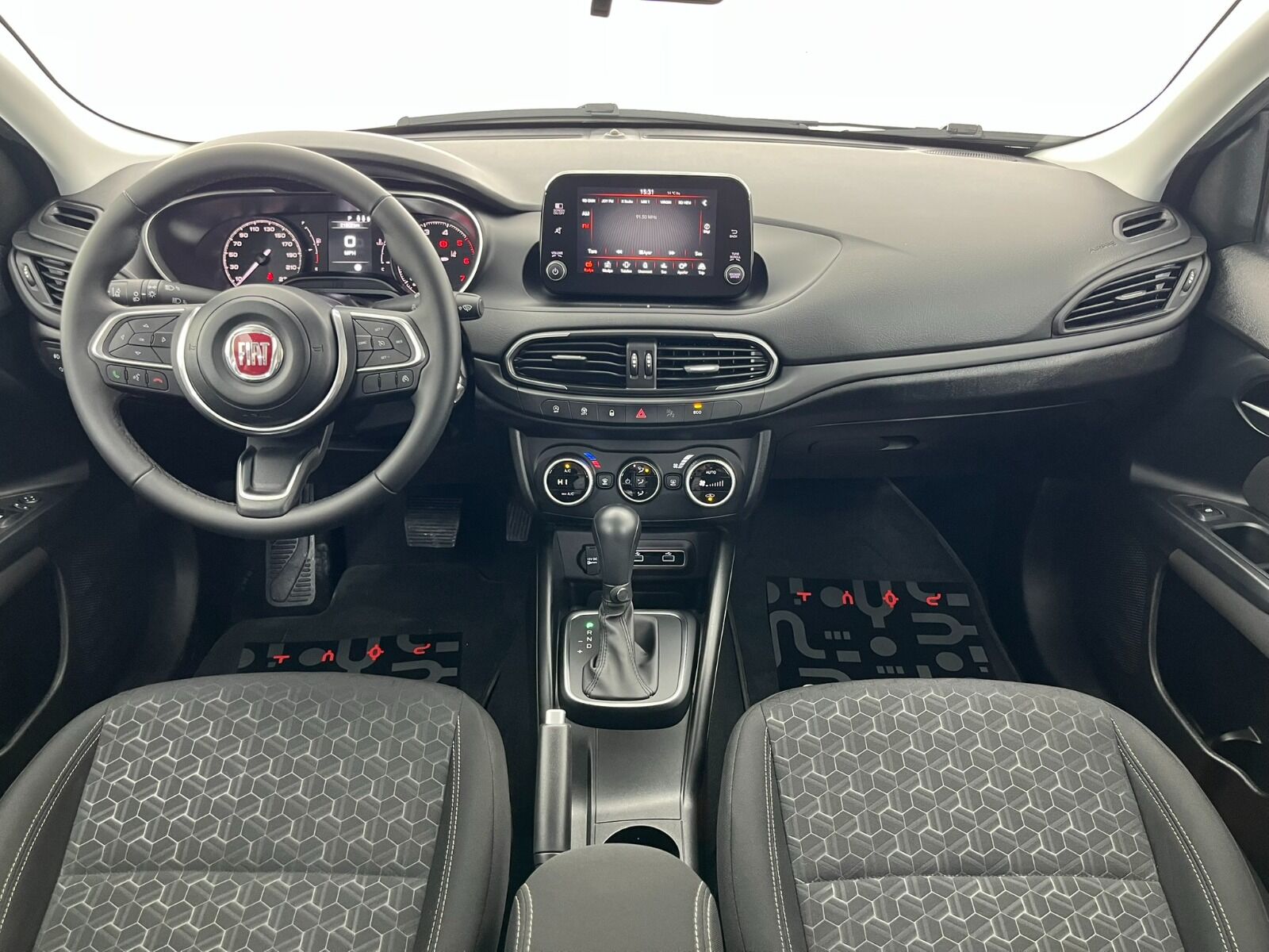 Fiat Egea Cross 1.6 MultiJet Urban GSR Traction+ DCT - 2024 - Detay