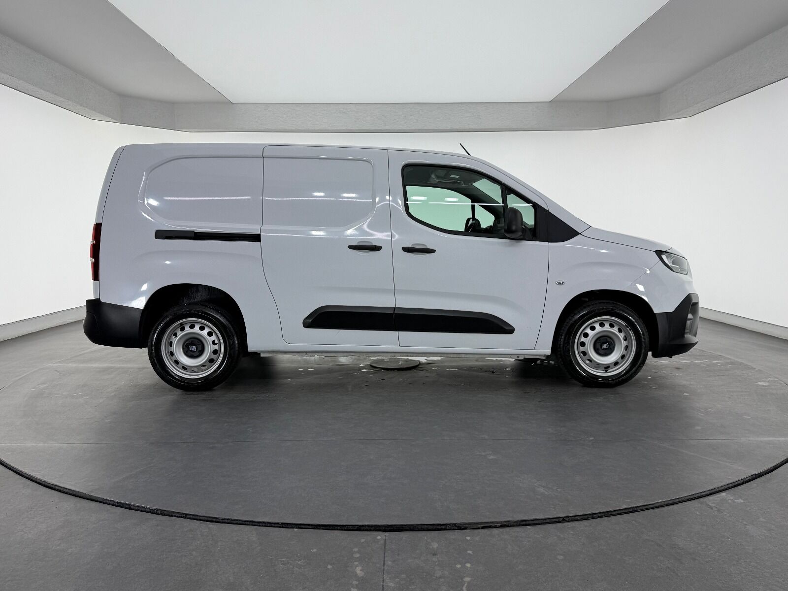 Fiat Doblo Cargo 1.5 BlueHDİ Maxi - 2025 - Detay