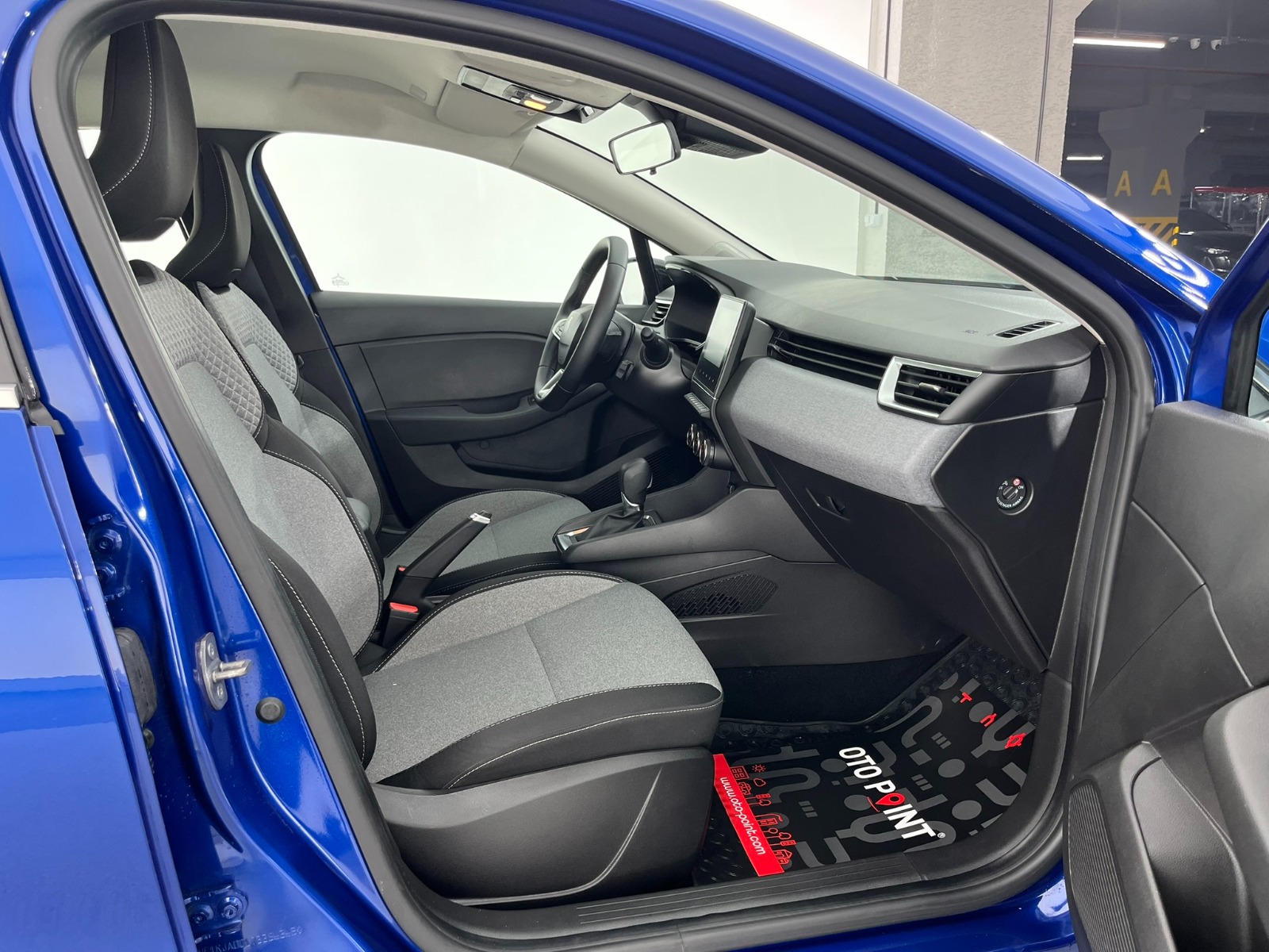 Renault Clio Hatchback 1.0 TCe Evolution X-Tronic - 2024 - Detay