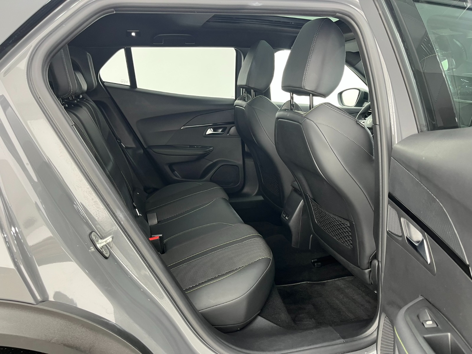 Peugeot 2008 Crossover 1.2 PureTech GT EAT8 - 2024 - Detay