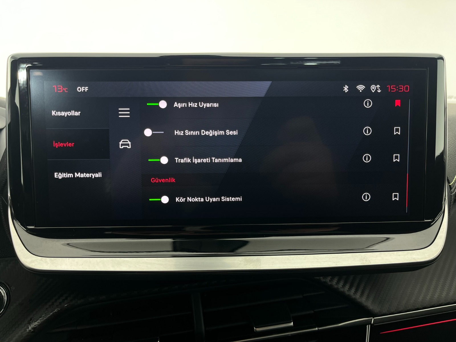 Peugeot 2008 Crossover 1.2 PureTech GT EAT8 - 2024 - Detay