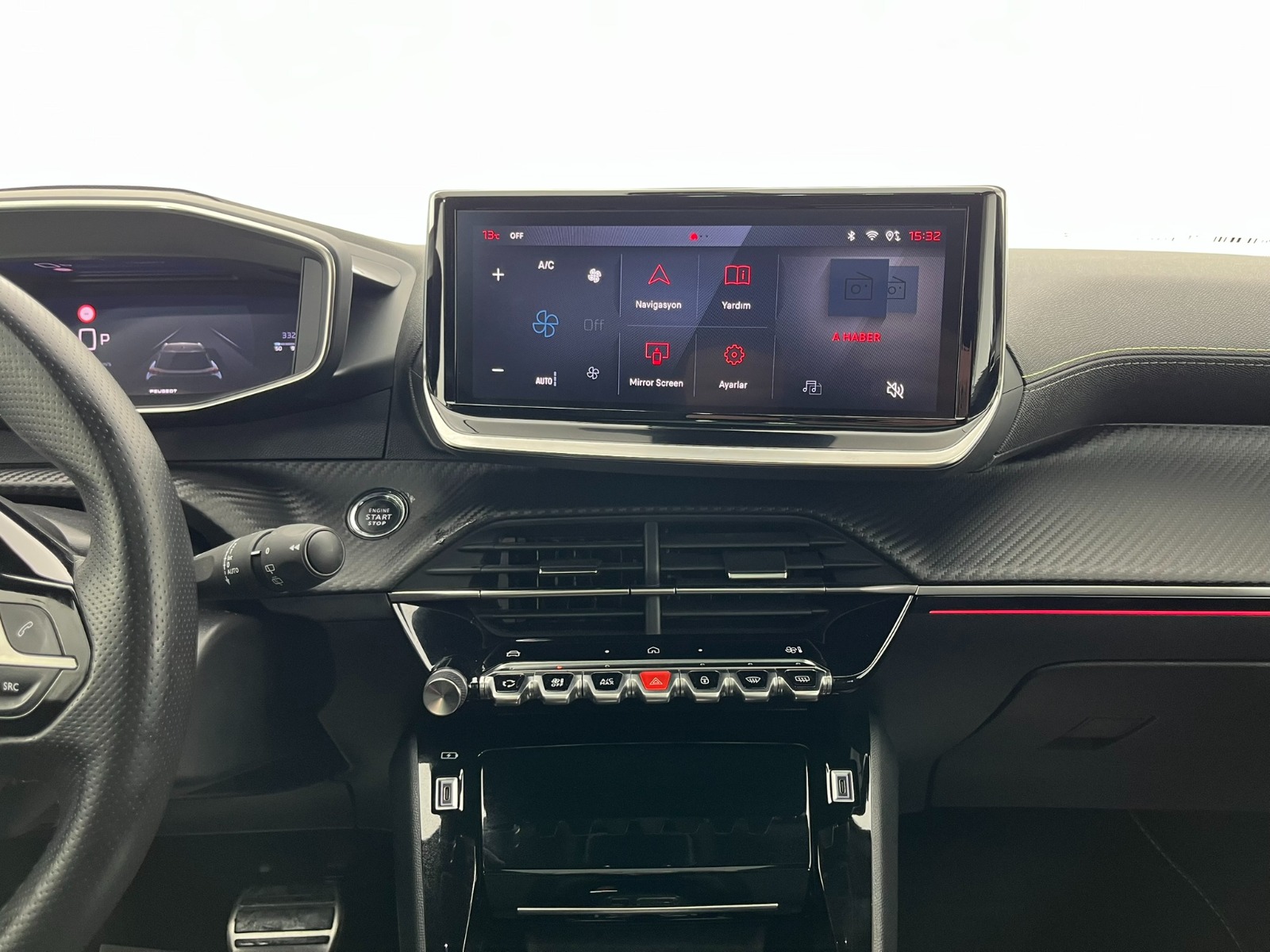 Peugeot 2008 Crossover 1.2 PureTech GT EAT8 - 2024 - Detay