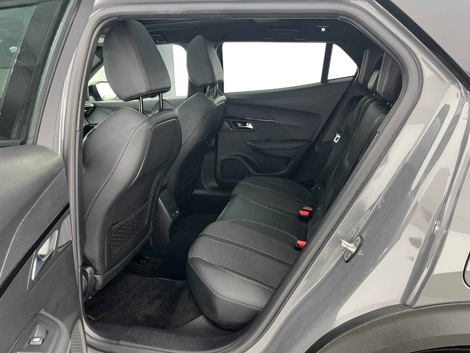 Peugeot 2008 Crossover 1.2 PureTech GT EAT8 - 2024 - Detay