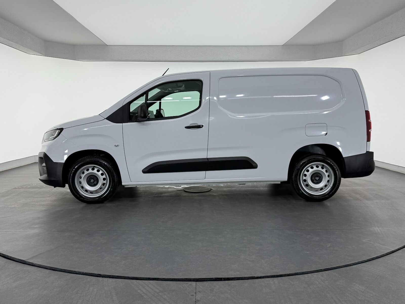 Fiat Doblo Cargo 1.5 BlueHDİ Maxi - 2025 - Detay