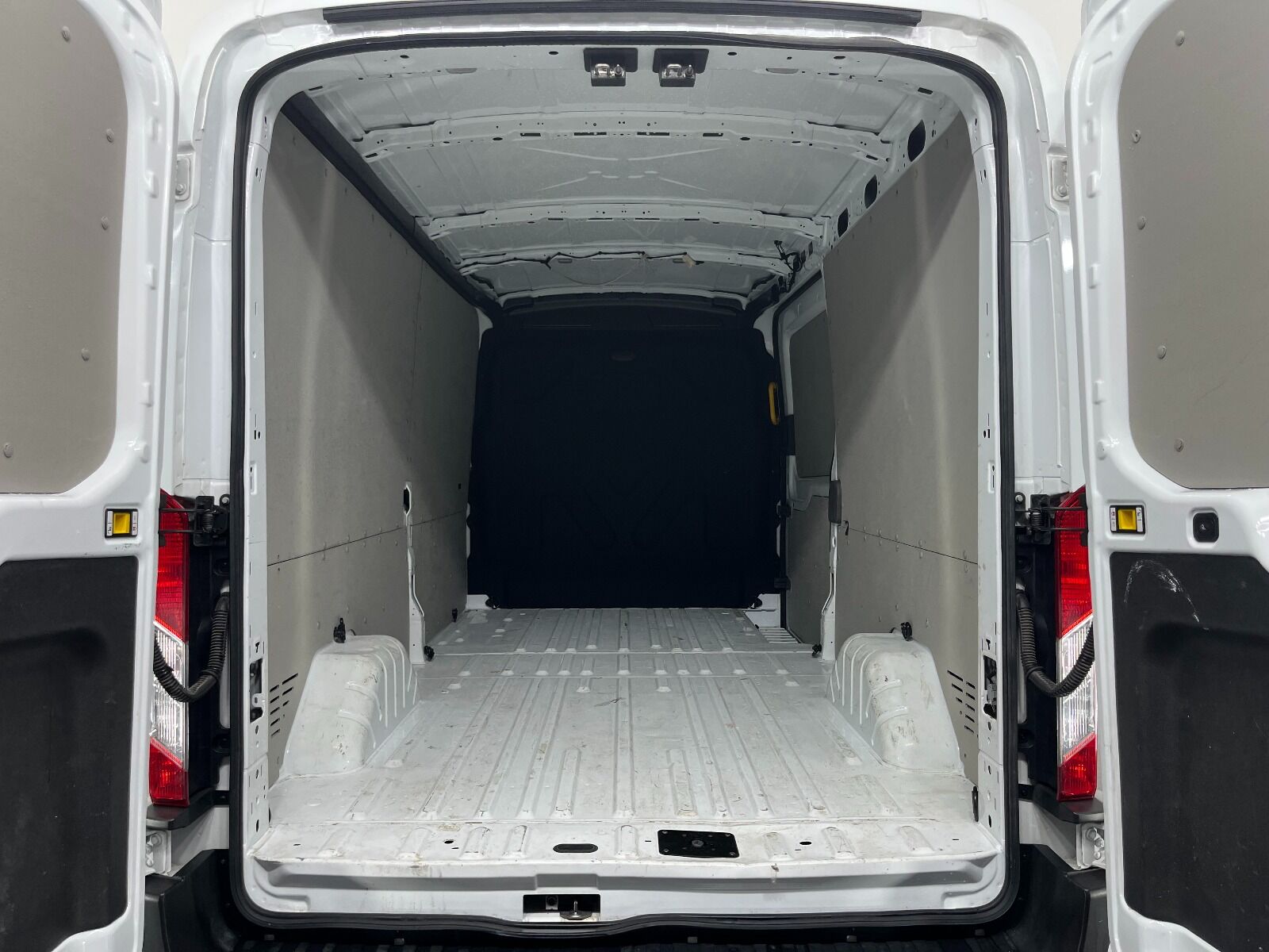 Ford Transit 350 L Van 11 M3 165 Uzun Tren - 2024 - Detay