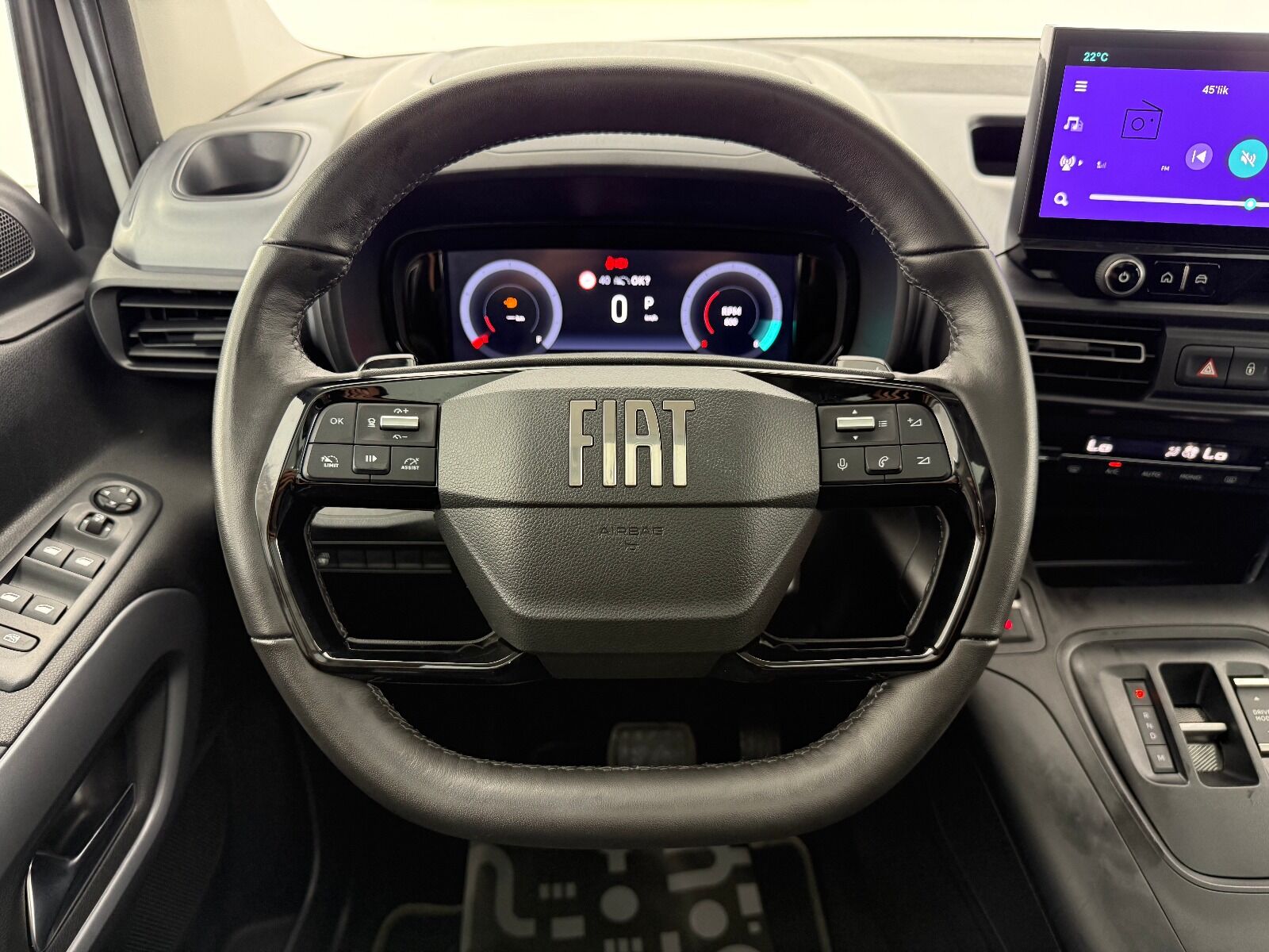 Fiat Doblo Combi 1.5 BlueHDİ Premio Plus - 2025 - Detay