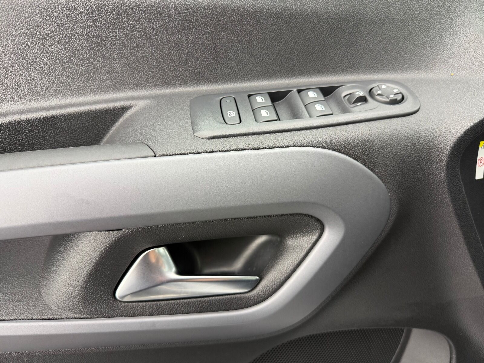 Fiat Doblo Combi 1.5 BlueHDİ Premio Plus - 2025 - Detay