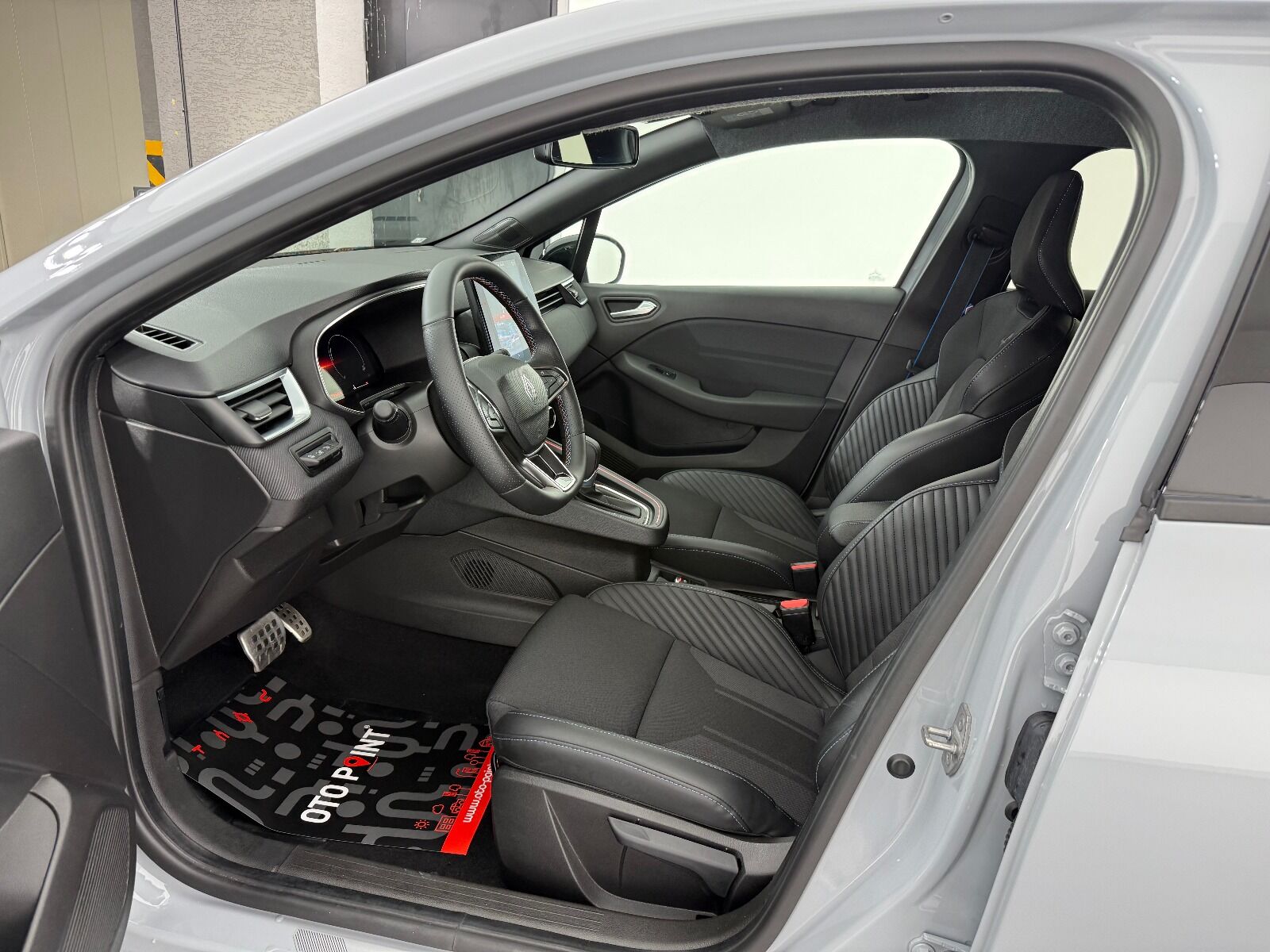 Renault Clio 1.0 TCE Techno Esprit Alpine X-Tronic - 2025 - Detay
