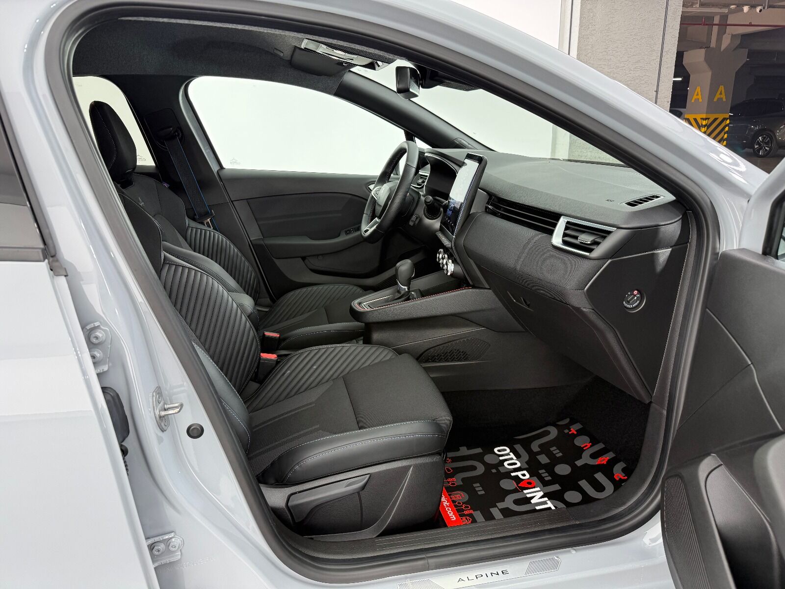 Renault Clio 1.0 TCE Techno Esprit Alpine X-Tronic - 2025 - Detay