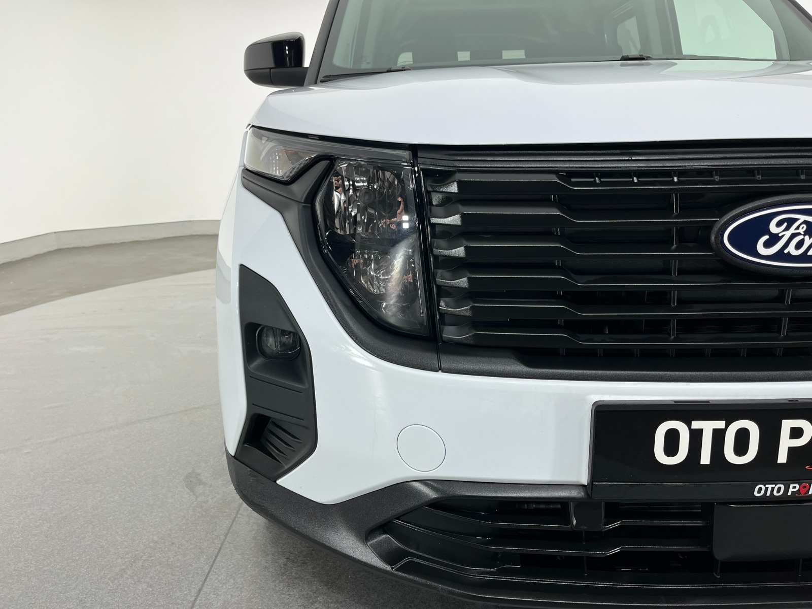 Ford Tourneo Courier Kombi 1.5 EcoBlue Deluxe - 2025 - Detay