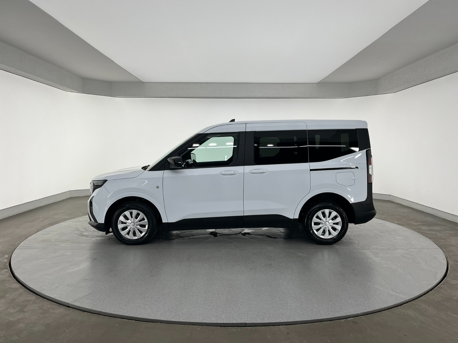 Ford Tourneo Courier Kombi 1.5 EcoBlue Deluxe - 2025 - Detay