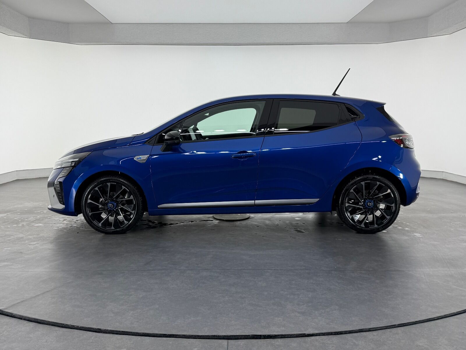 Renault Clio 1.0 TCE Techno Esprit Alpine X-Tronic - 2025 - Detay