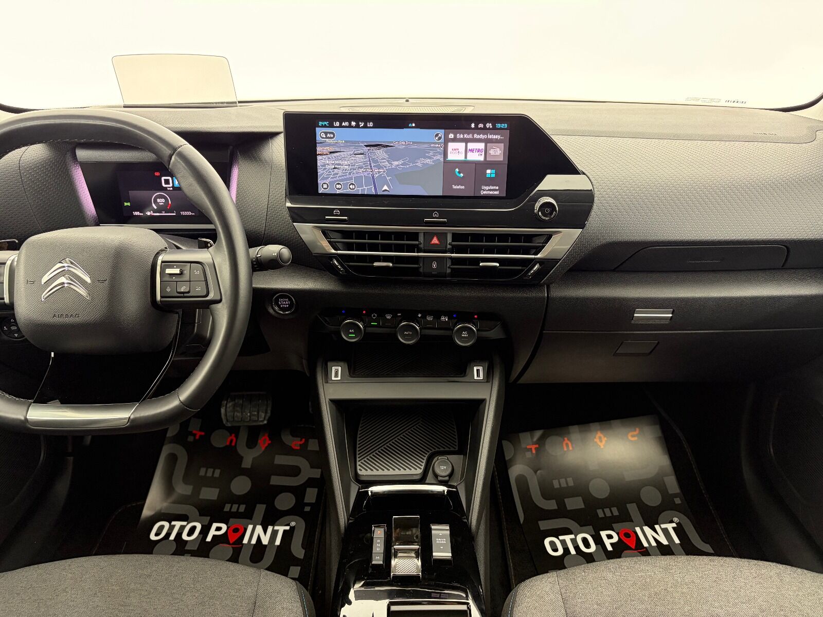 Citroen C4 X 1.2 Puretech Shine EAT8 - 2024 - Detay