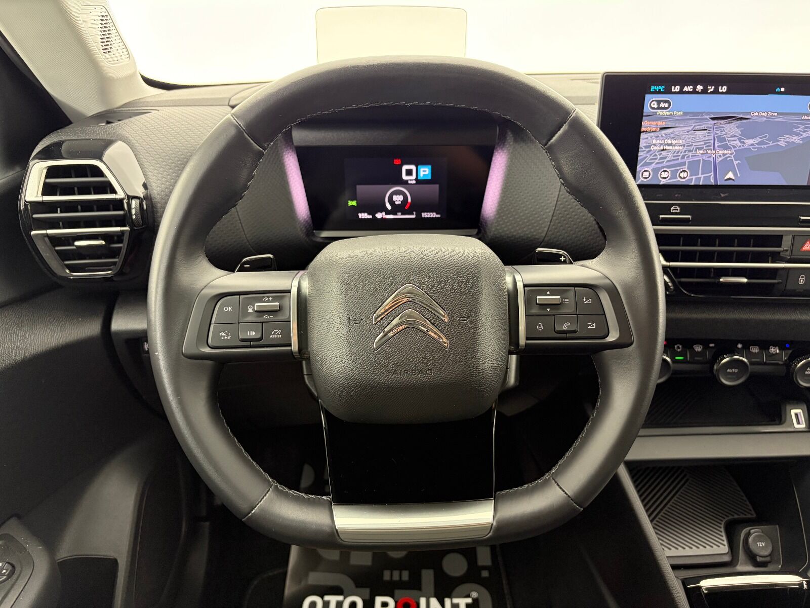 Citroen C4 X 1.2 Puretech Shine EAT8 - 2024 - Detay