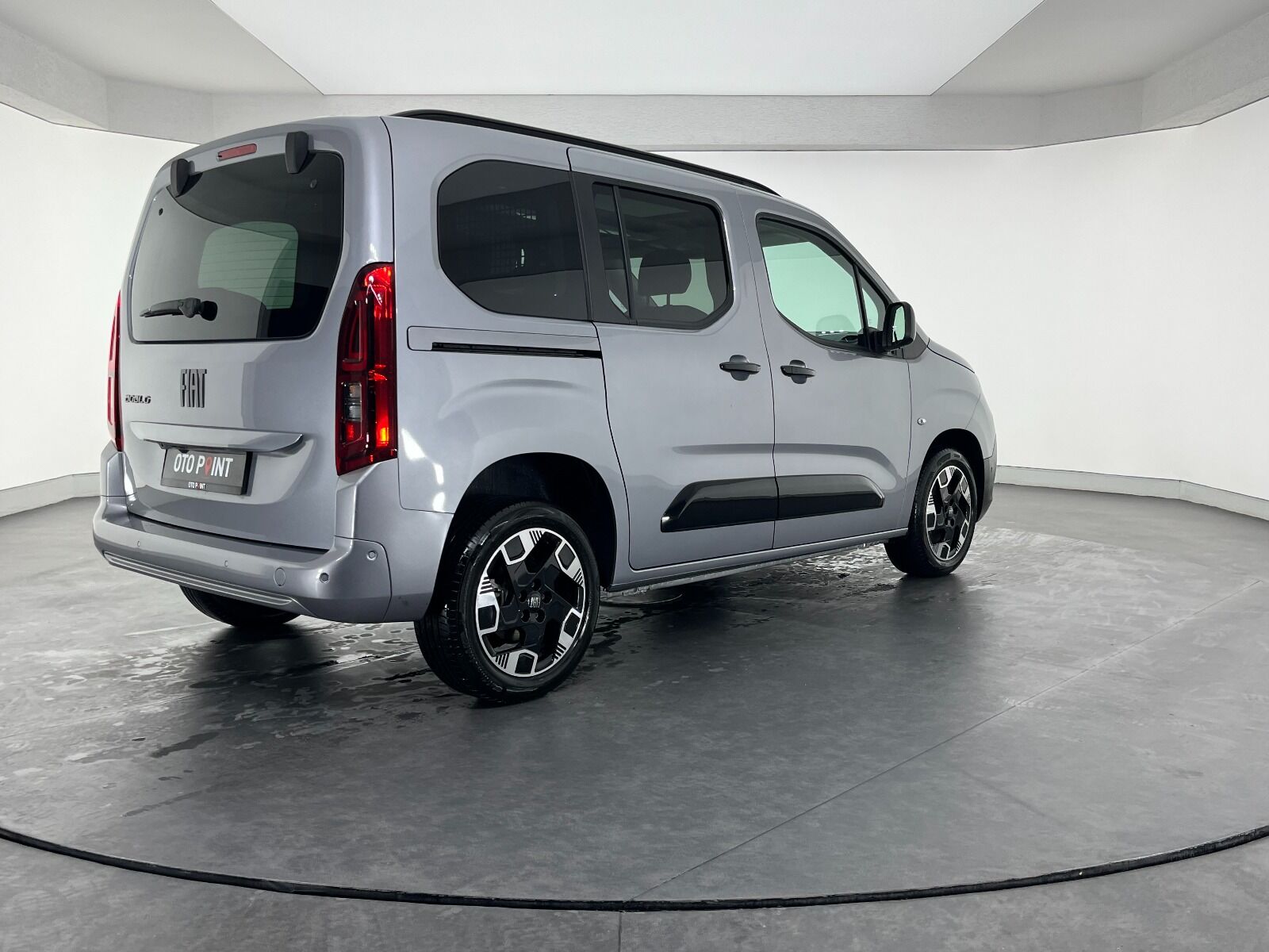 Fiat Doblo Combi 1.5 BlueHDI Premio Plus Otomatik - 2025 - Detay