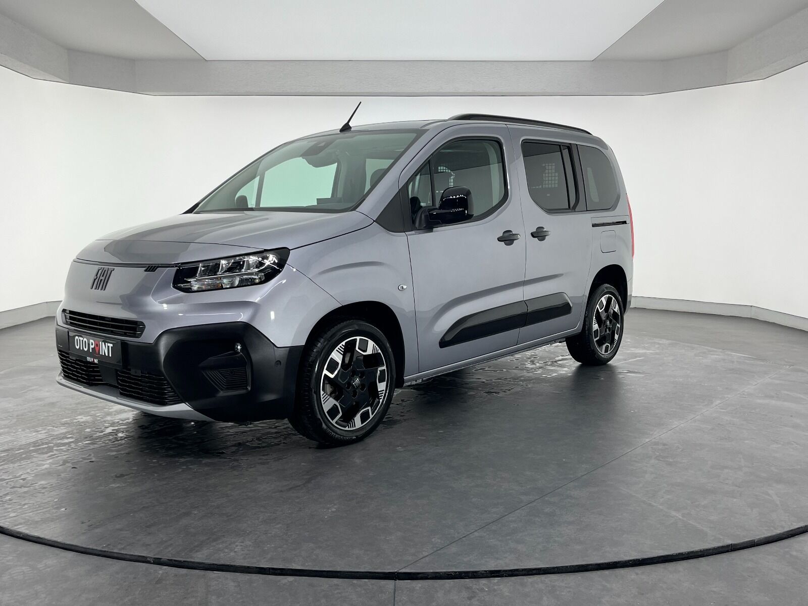 Fiat Doblo Combi 1.5 BlueHDI Premio Plus Otomatik - 2025 - Detay