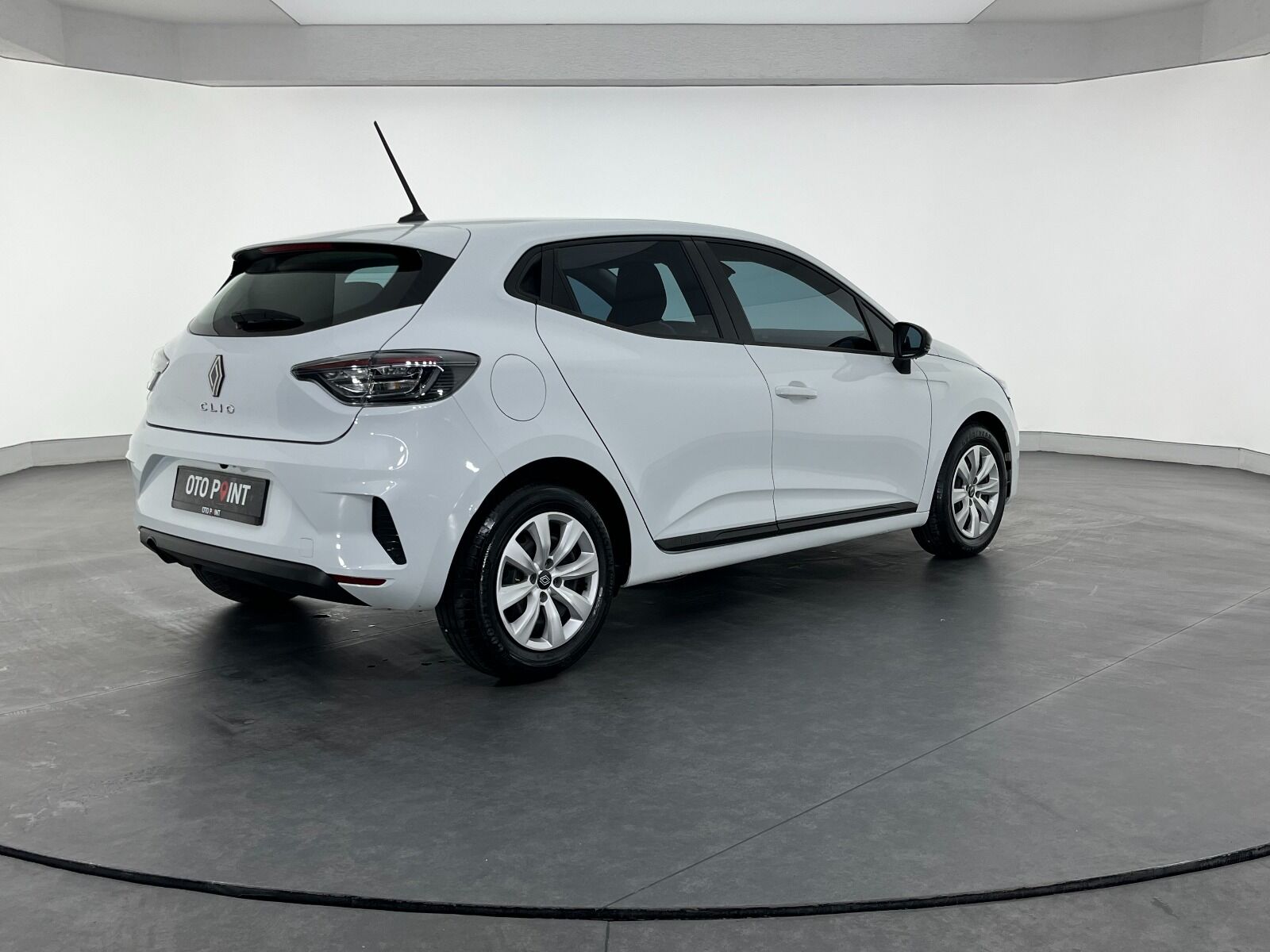 Renault Clio 1.0 TCE Eco Equilibre X-Tronic - 2024 - Detay