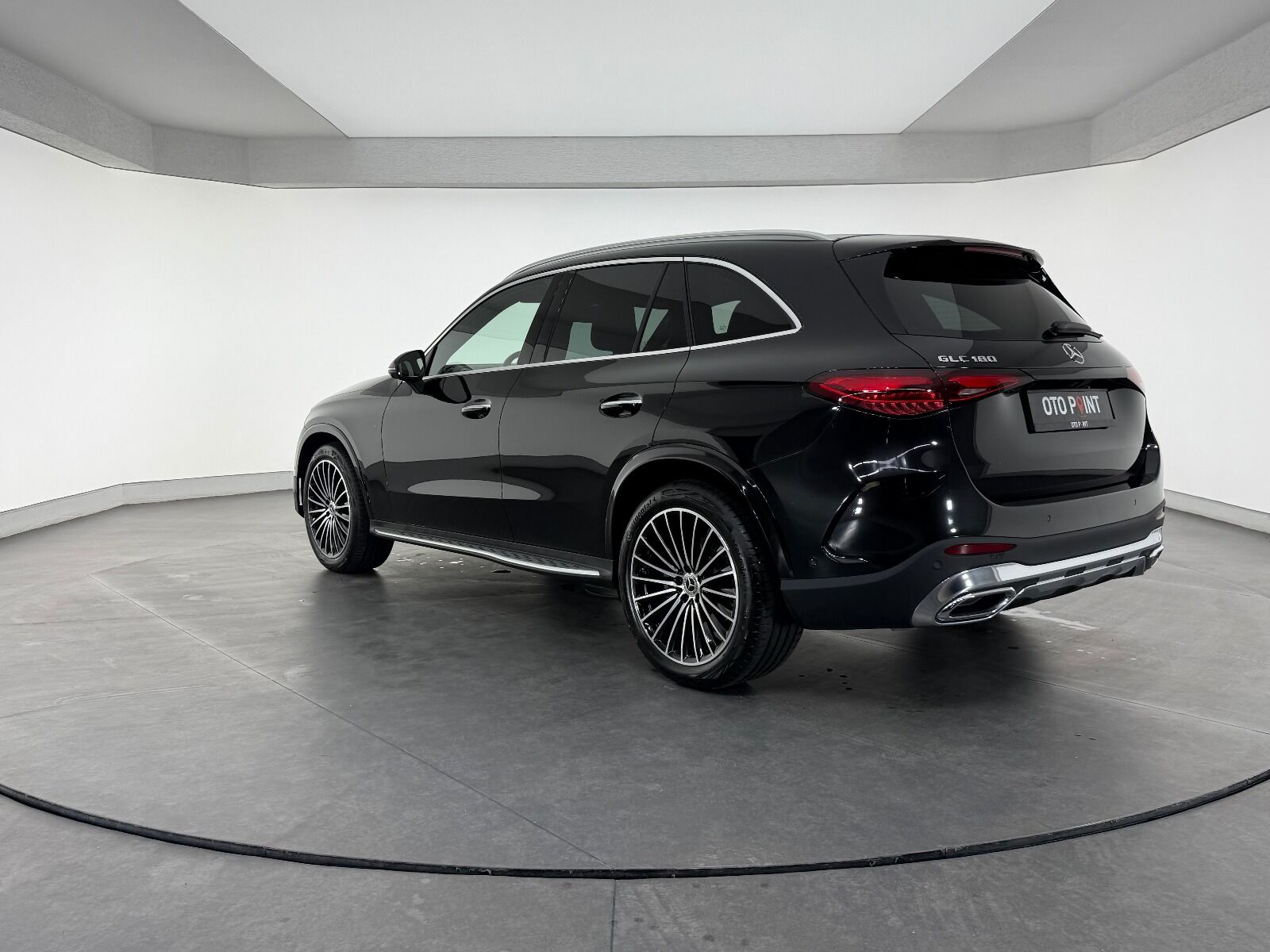Mercedes-Benz GLC 180 AMG - 2024 - Detay