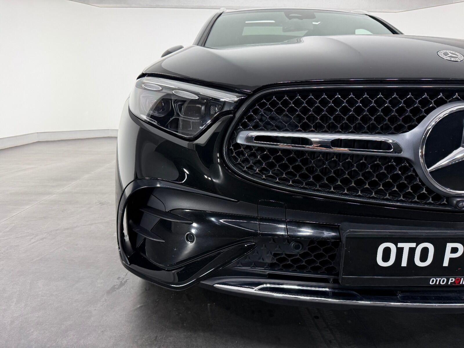 Mercedes-Benz GLC 180 AMG - 2024 - Detay