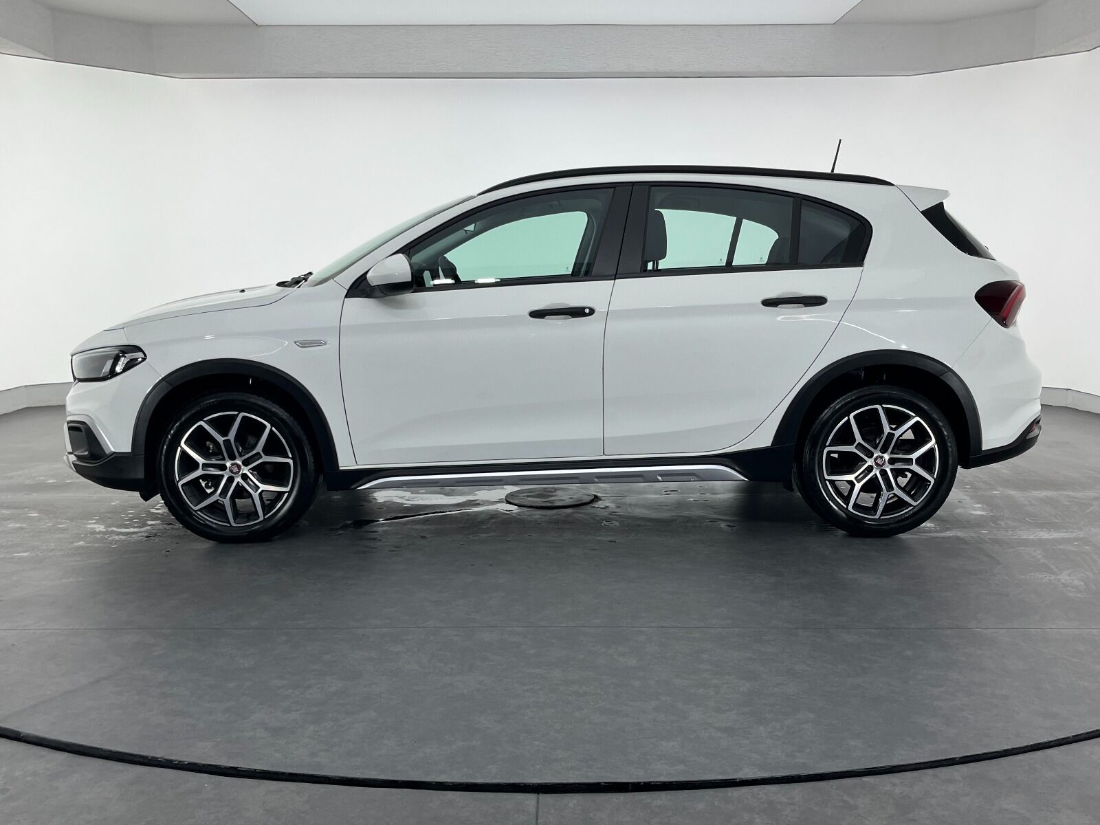 Fiat Egea Cross 1.6 Multijet Urban Traction+ DCT - 2024 - Detay