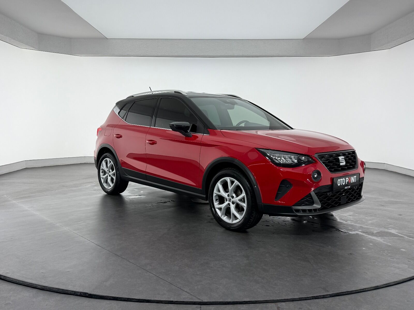 Seat Arona 1.0 EcoTSI FR DSG - 2024 - Detay