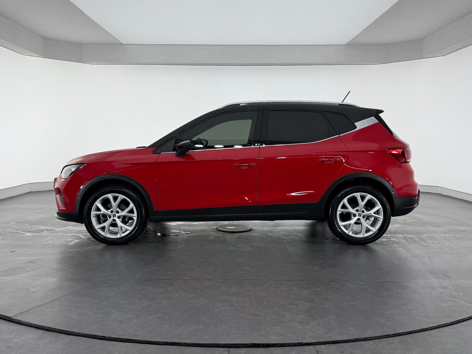 Seat Arona 1.0 EcoTSI FR DSG - 2024 - Detay