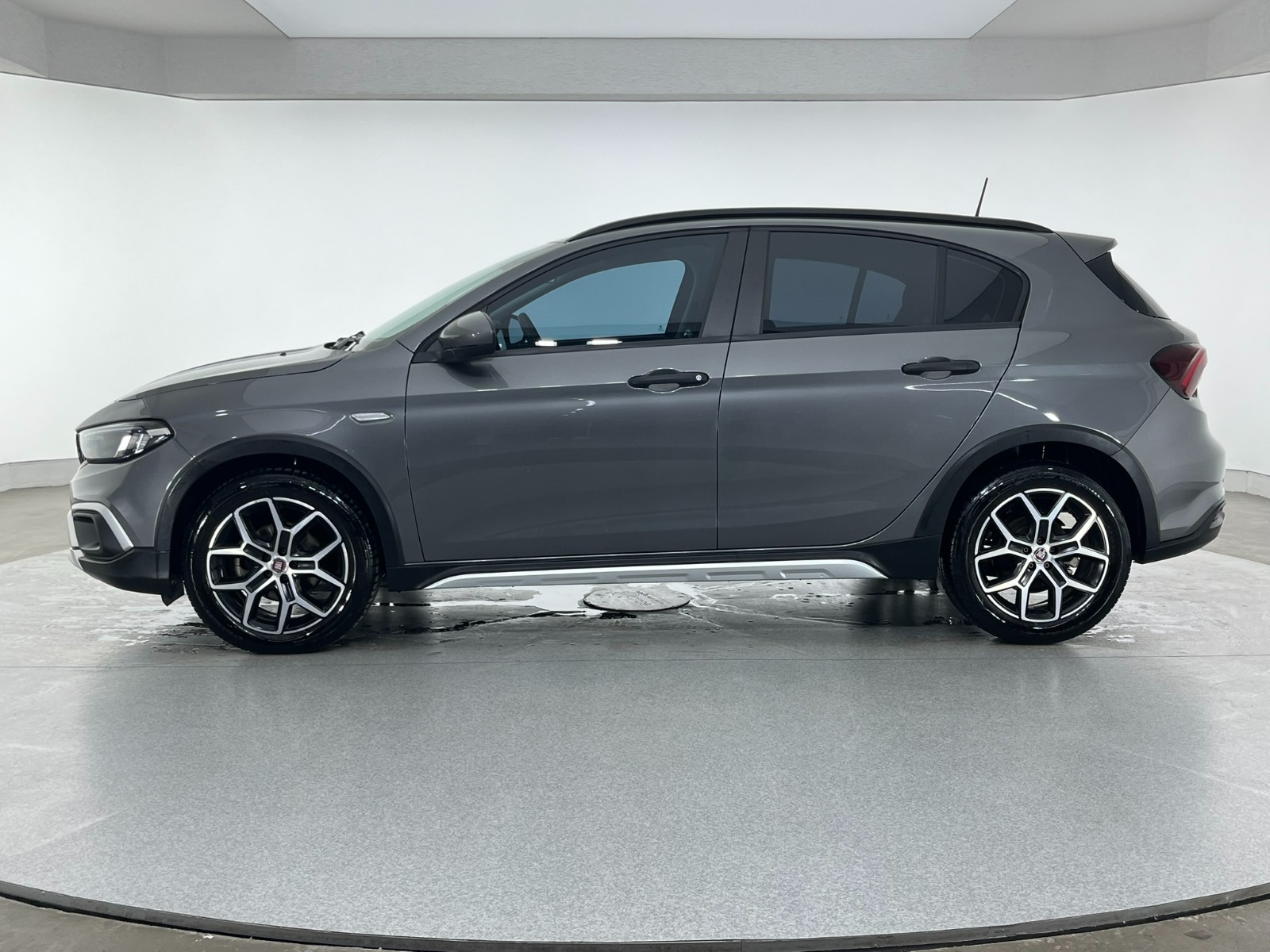 Fiat Egea Cross 1.6 MultiJet Urban GSR Traction+ DCT - 2024 - Detay