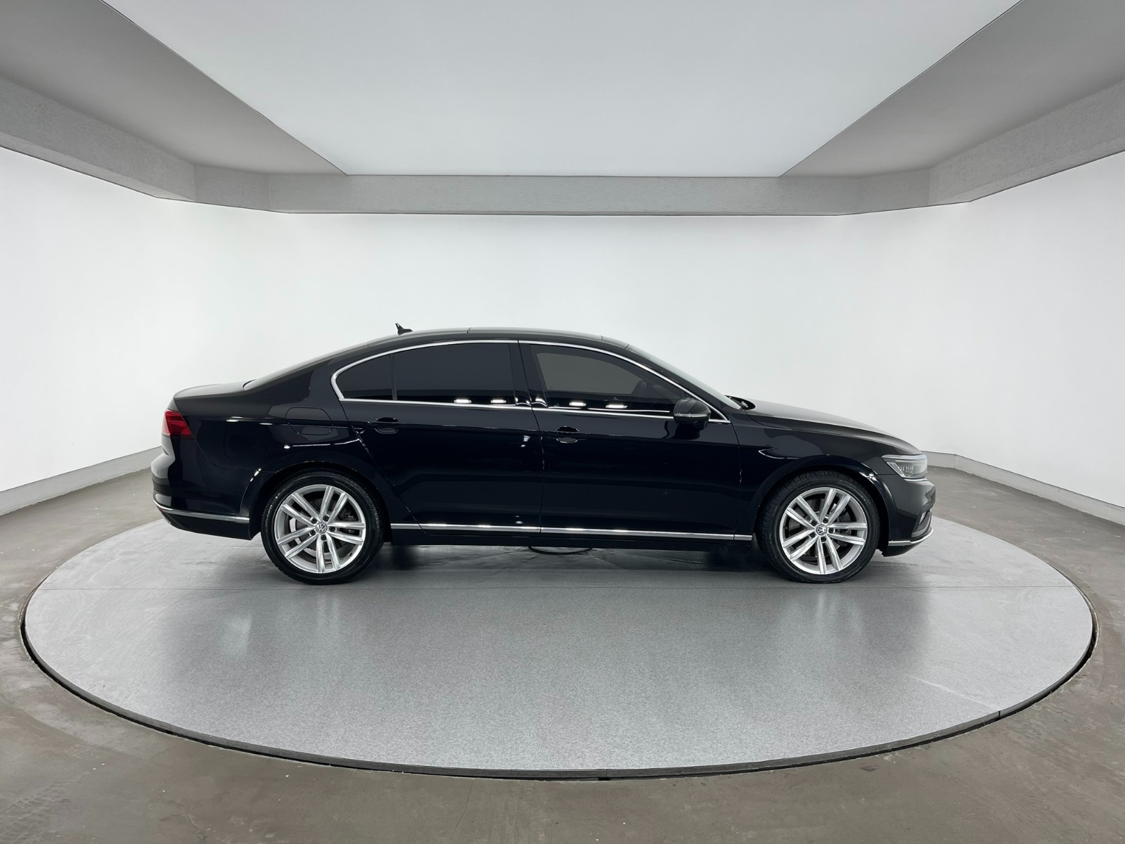 Volkswagen Passat Sedan 2.0 TDI SCR BMT 4Motion Elegance DSG - 2019 - Detay