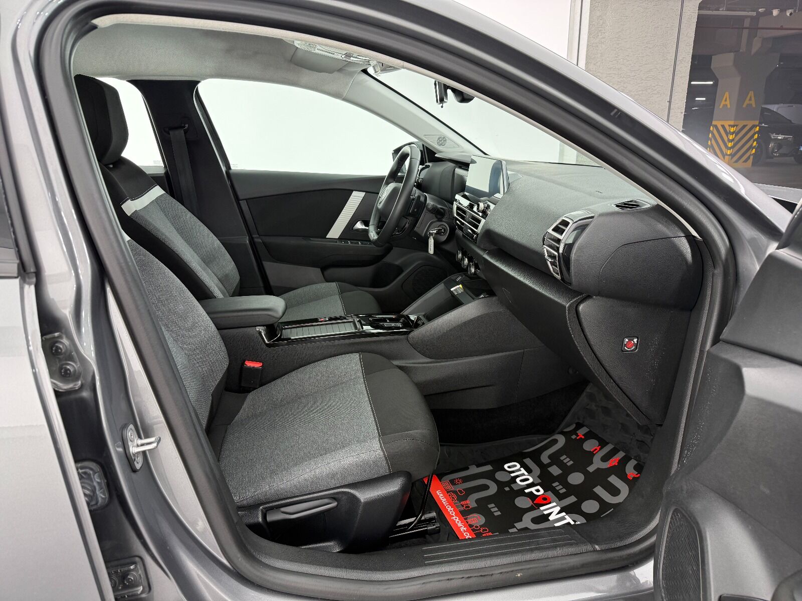Citroen C4 X 1.2 Puretech You EAT8 - 2025 - Detay