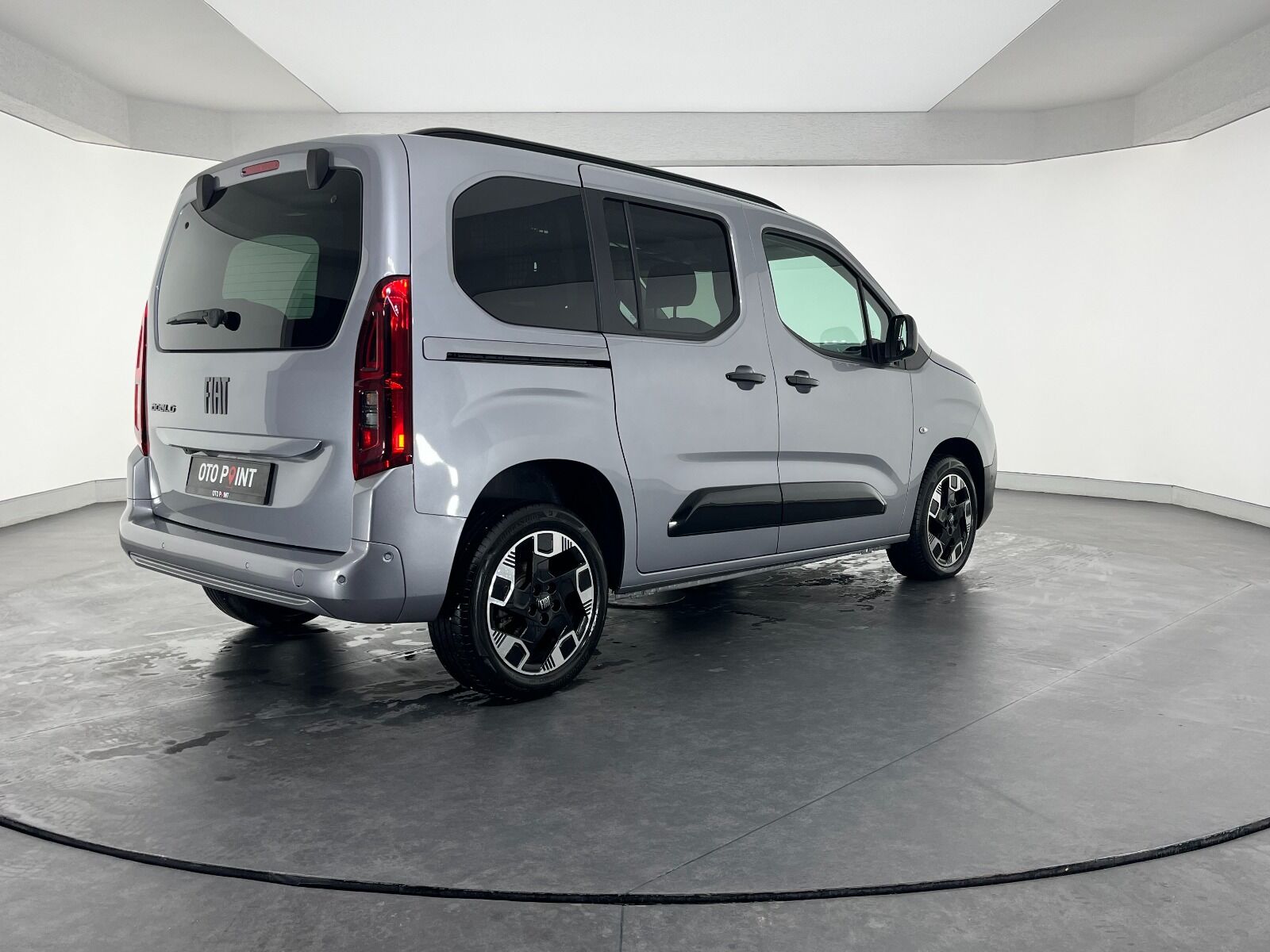 Fiat Doblo Combi 1.5 BlueHDI Premio Plus Otomatik - 2025 - Detay