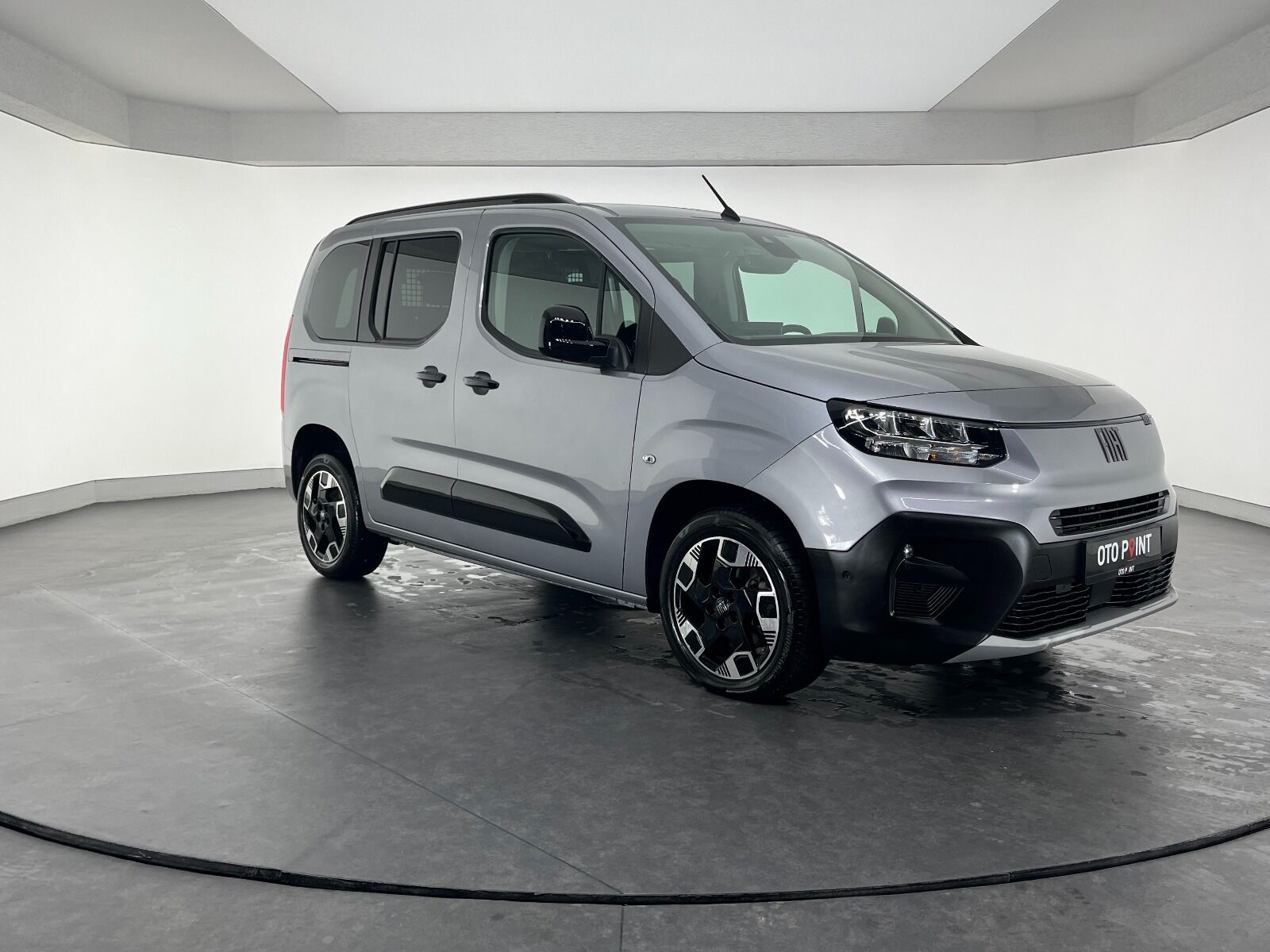 Fiat Doblo Combi 1.5 BlueHDI Premio Plus Otomatik - 2025 - Detay