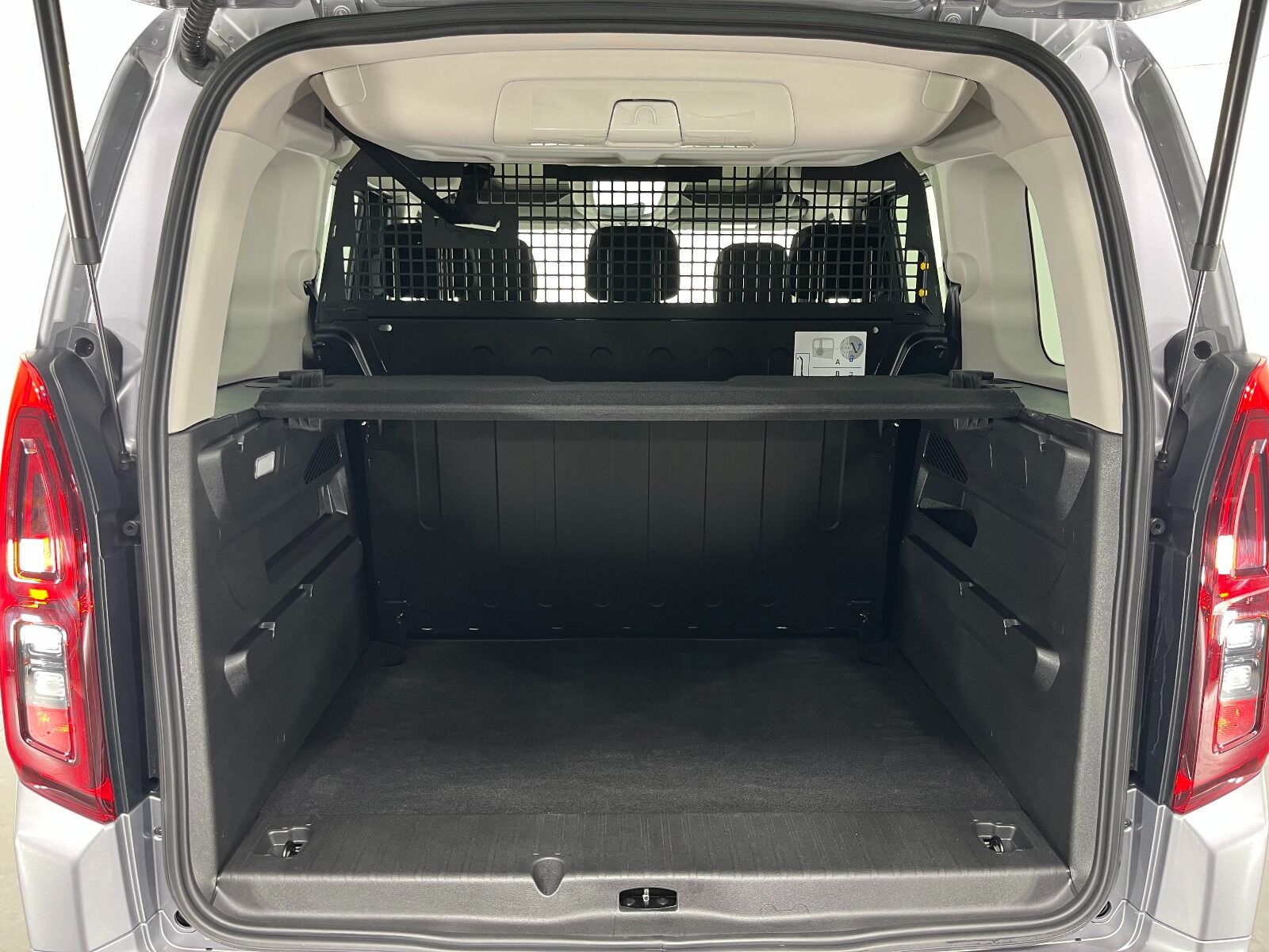 Fiat Doblo Combi 1.5 BlueHDI Premio Plus Otomatik - 2025 - Detay