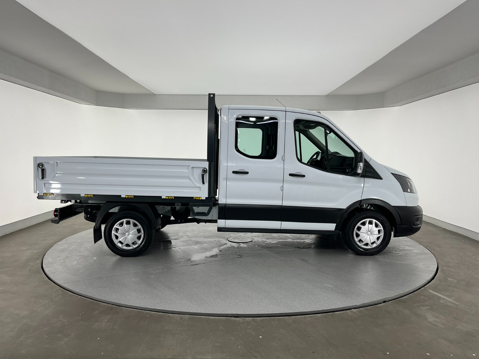 Ford Transit 350 M Çift Kabin - 2024 - Detay