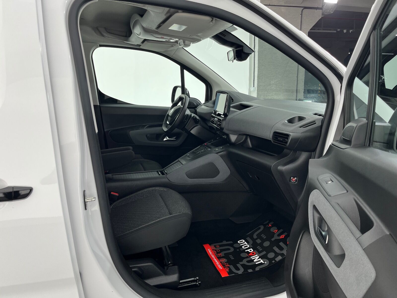 Peugeot Rifter 1.5 BlueHDI Allure EAT8 - 2025 - Detay