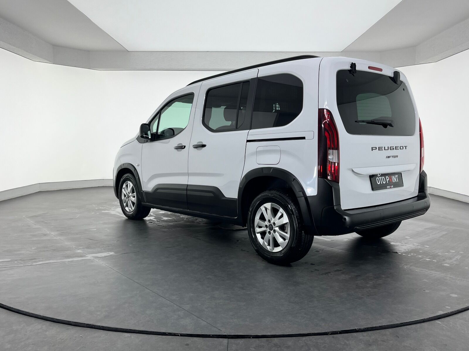 Peugeot Rifter 1.5 BlueHDI Allure EAT8 - 2025 - Detay
