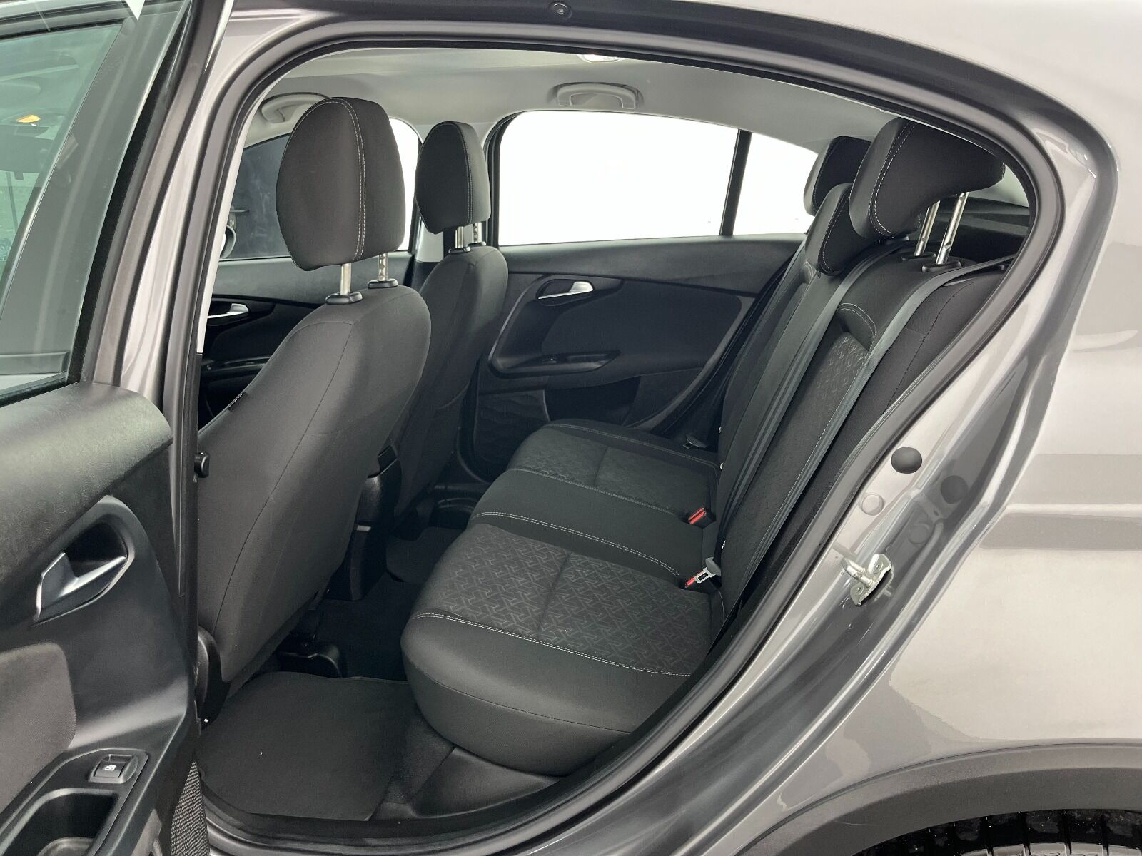 Fiat Egea Cross 1.6 MultiJet Urban GSR Traction+ DCT - 2024 - Detay