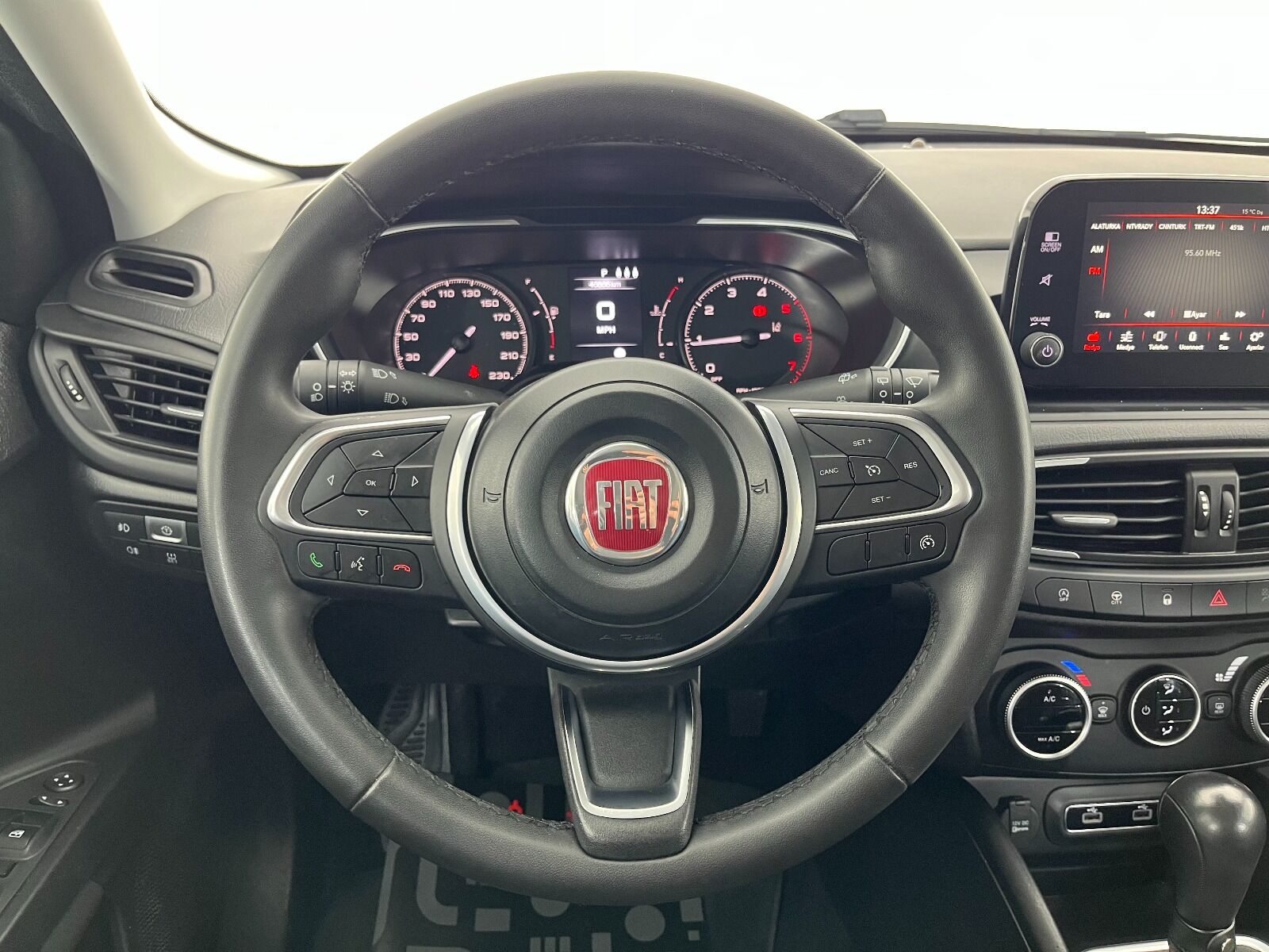 Fiat Egea Cross 1.6 MultiJet Urban GSR Traction+ DCT - 2024 - Detay