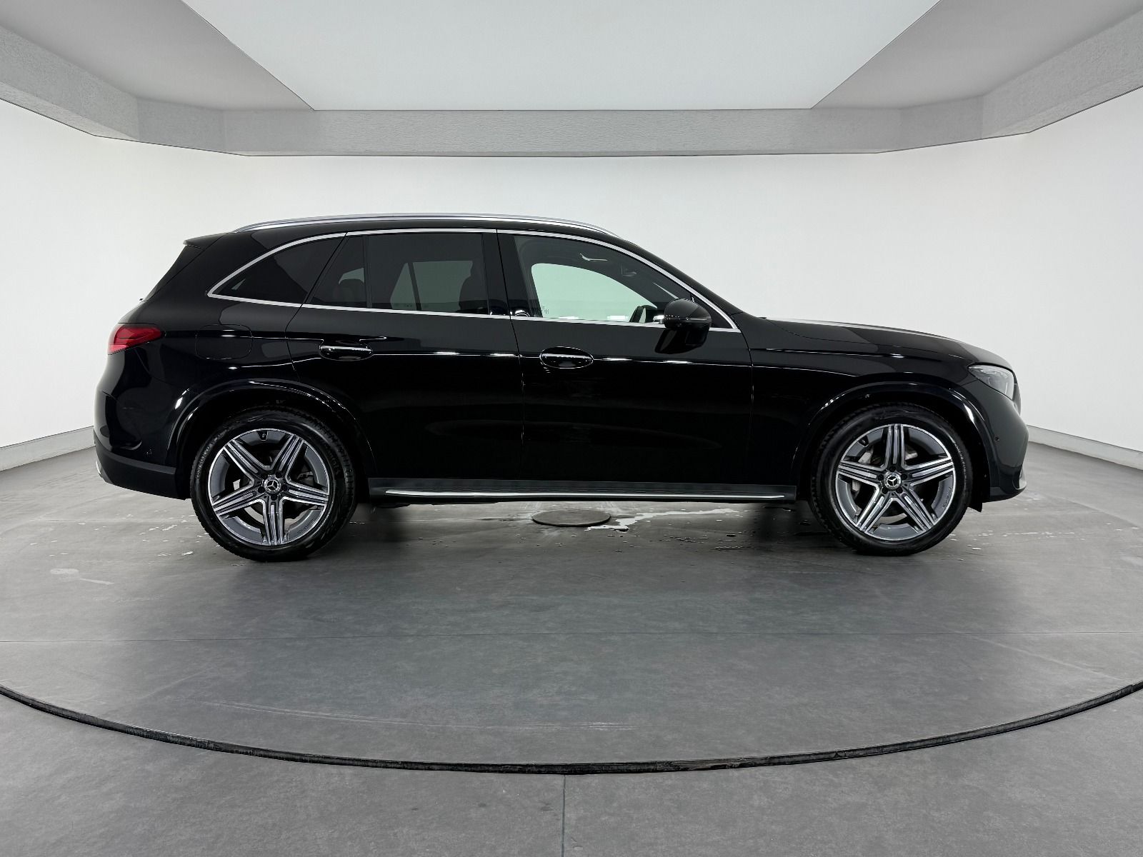 Mercedes-Benz GLC 180 AMG - 2024 - Detay